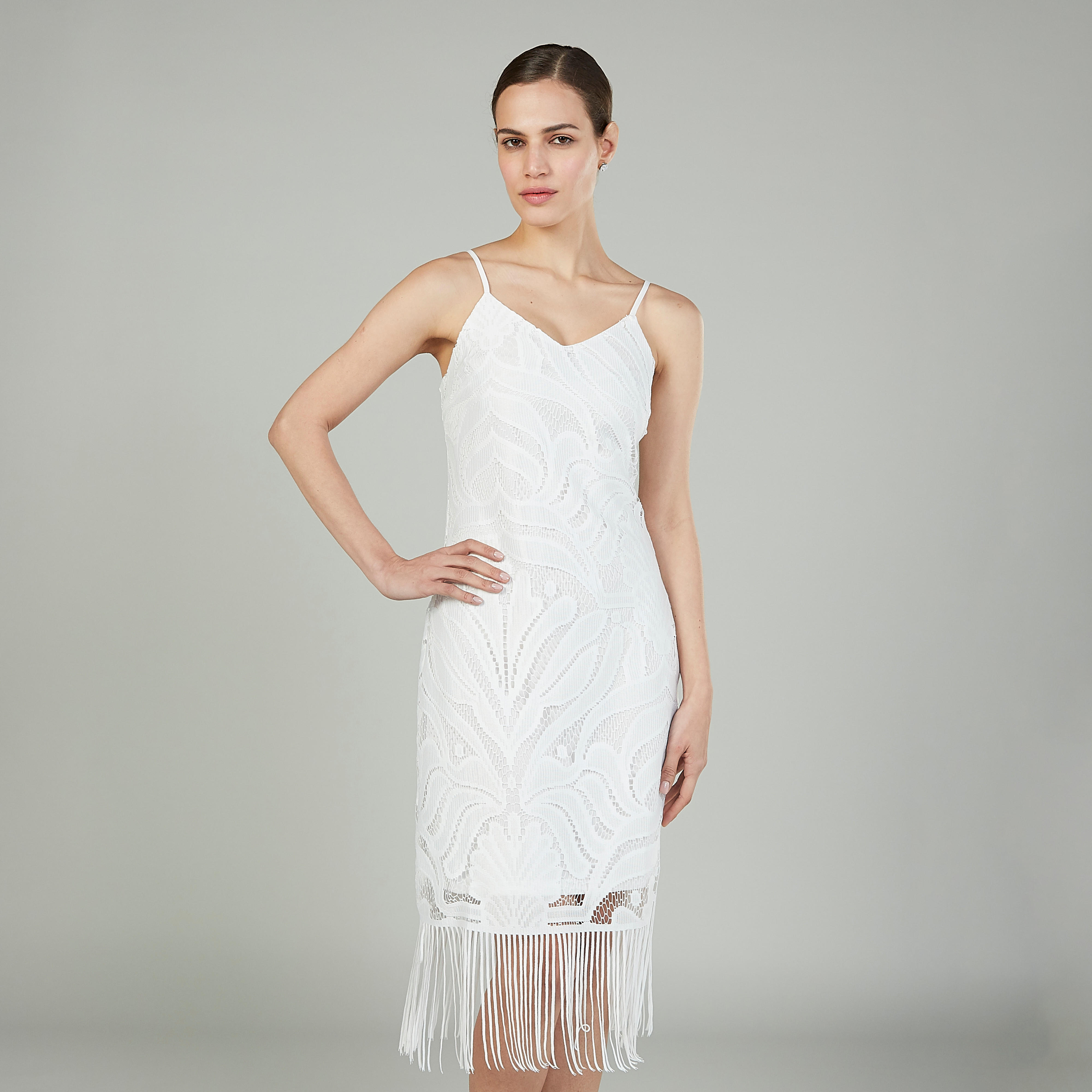 فستان متوسط الطول بحمالات رفيعة وتفاصيل من الدانتيل مزيّن بشراشيب-women-clothing-dresses-image-1