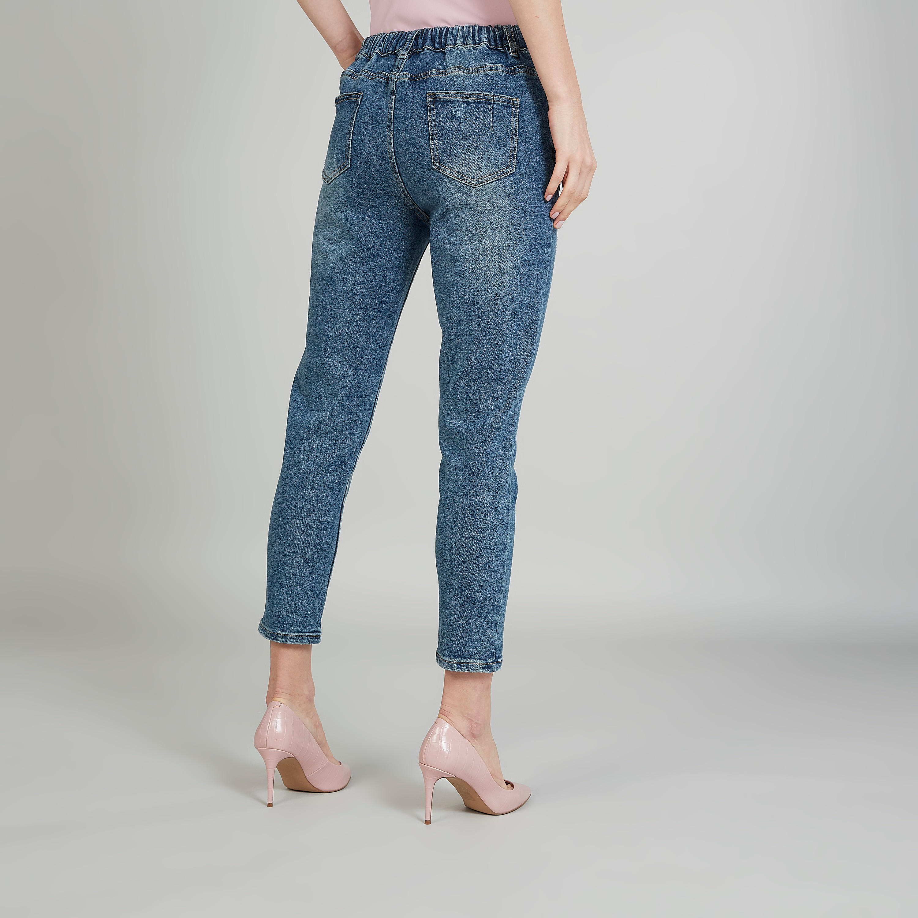 بنطلون جينز قصير ممزّق وجيوب وحلقات حزام من تو إكستريمز-women-clothing-bottoms-jeans-image-4
