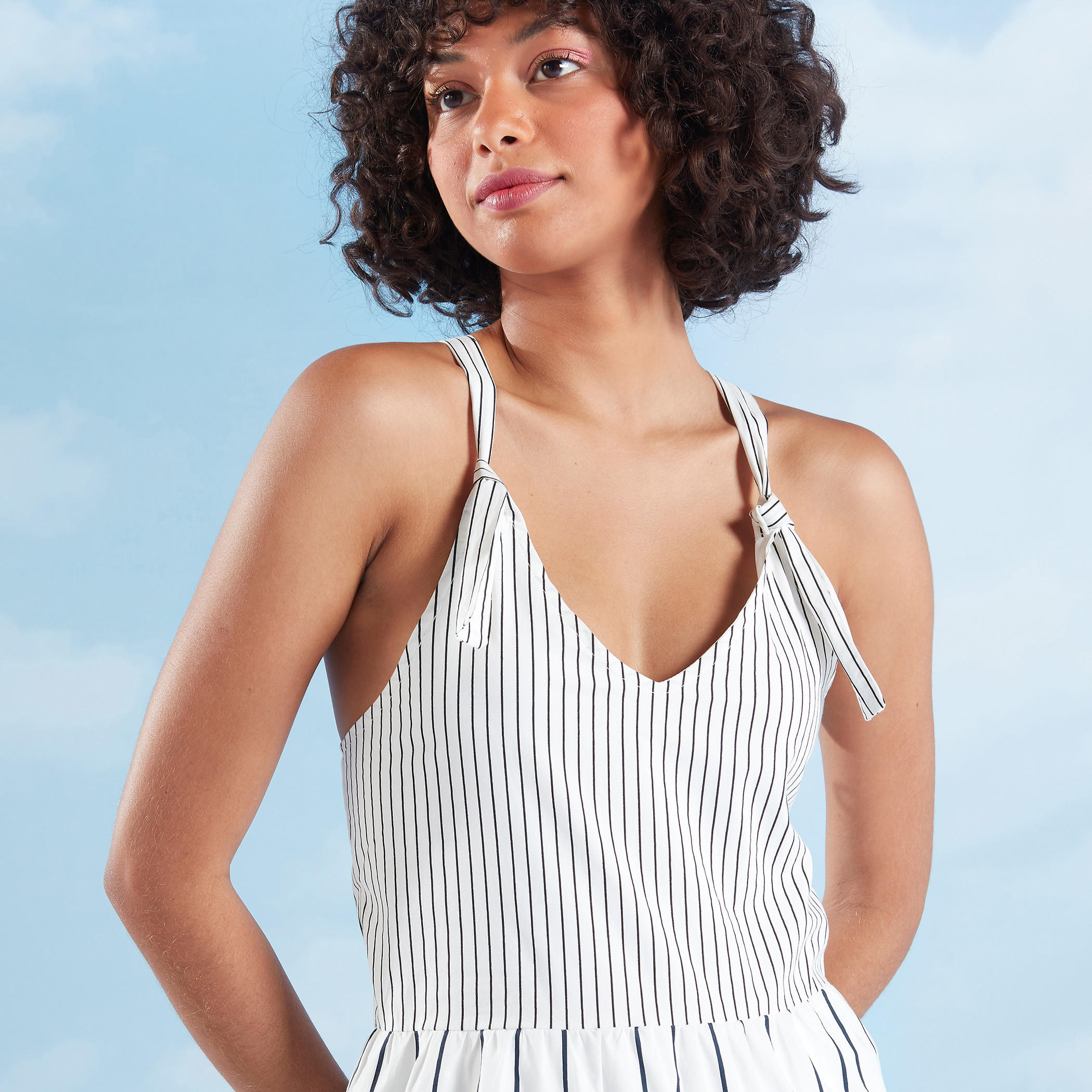 فستان إيه لاين ميدي مقلّم بياقة V وأربطة-women-clothing-dresses-image-3