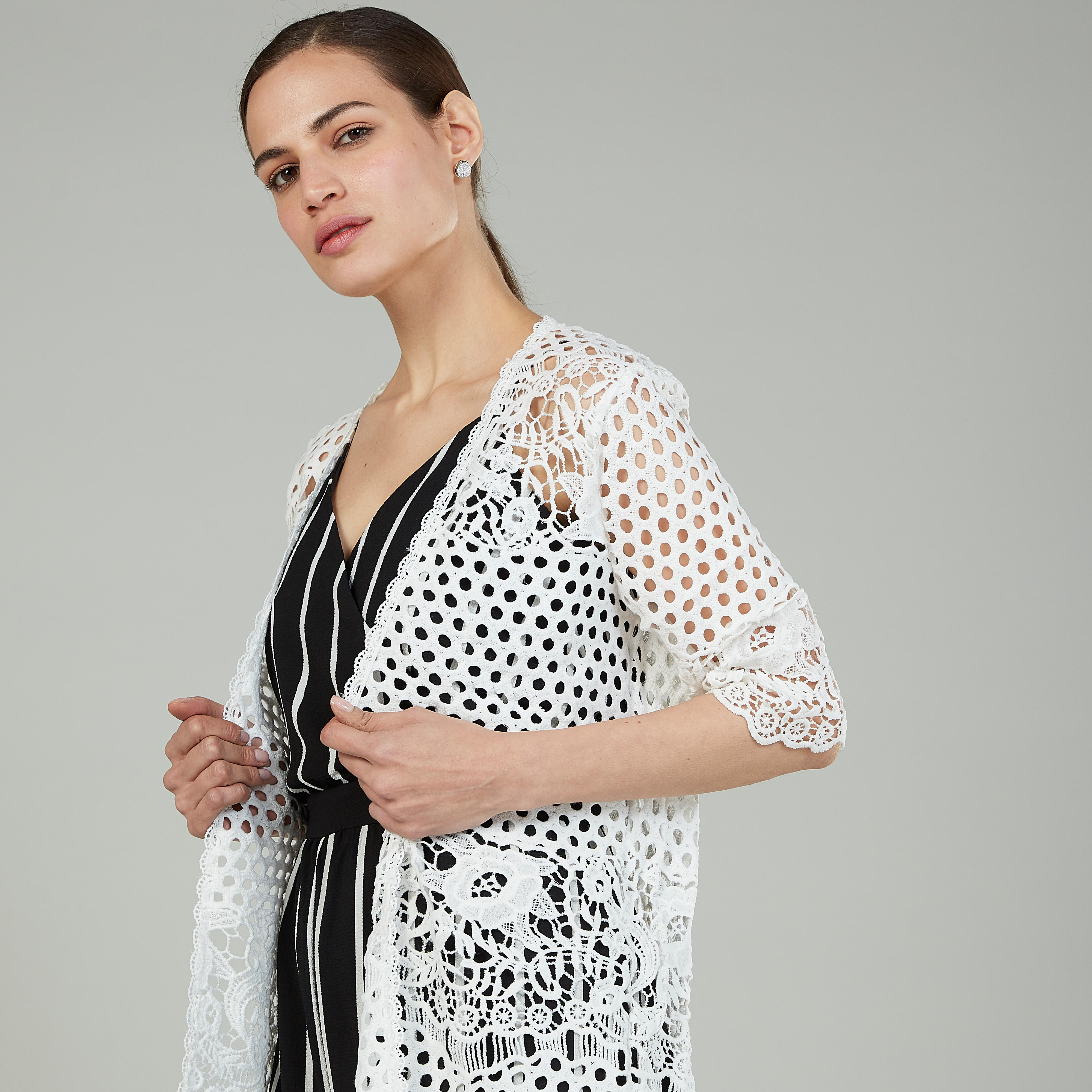 سترة دانتيل طويلة وأكمام 3/4-women-winterwear-cardigansandjumpers-cardigans-image-3