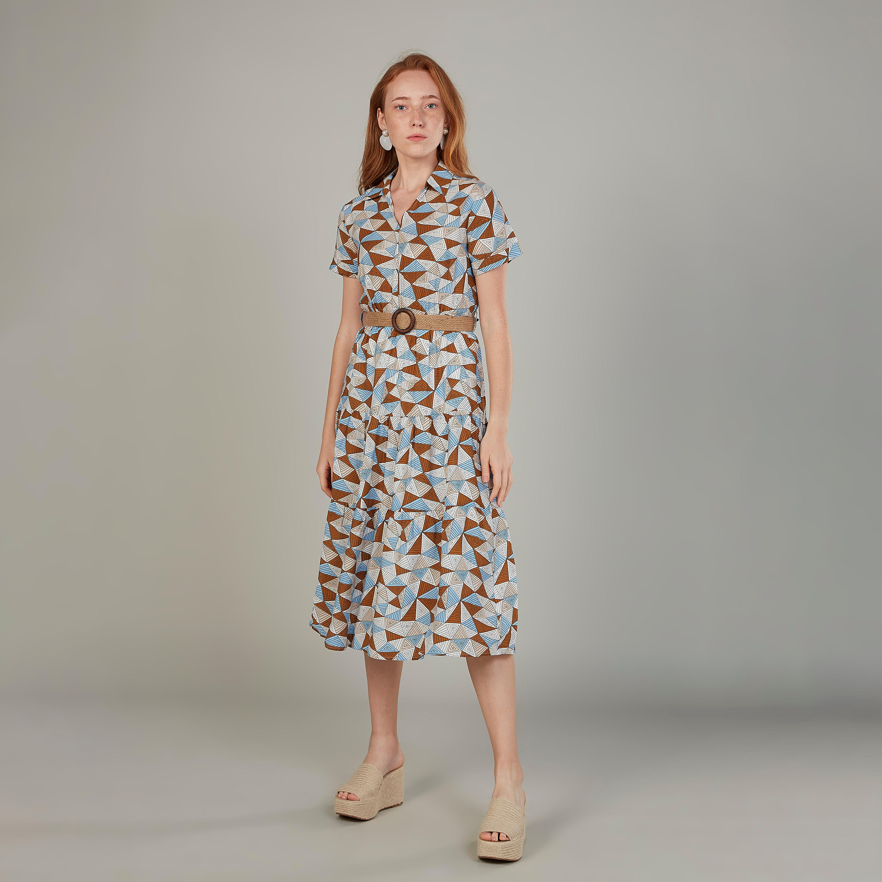 فستان ميدي ايه لاين بياقة V وأكمام قصيرة وطبعات-women-clothing-dresses-image-1