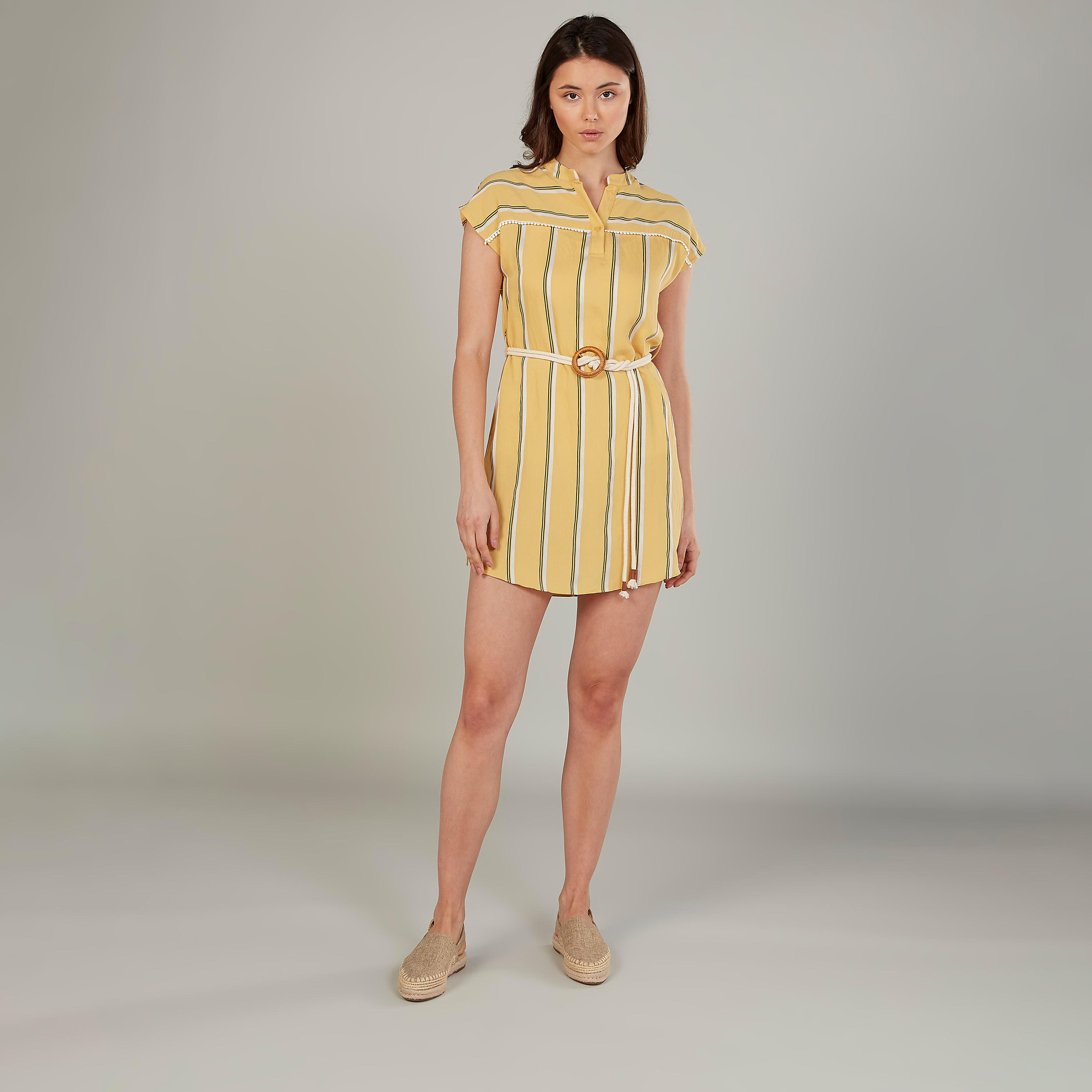 فستان قميص قصير مخطهط بأكمام كاب وحزام-women-clothing-dresses-image-2