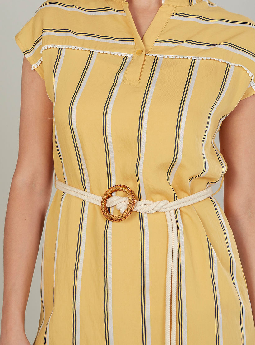 فستان قميص قصير مخطهط بأكمام كاب وحزام-women-clothing-dresses-image-3