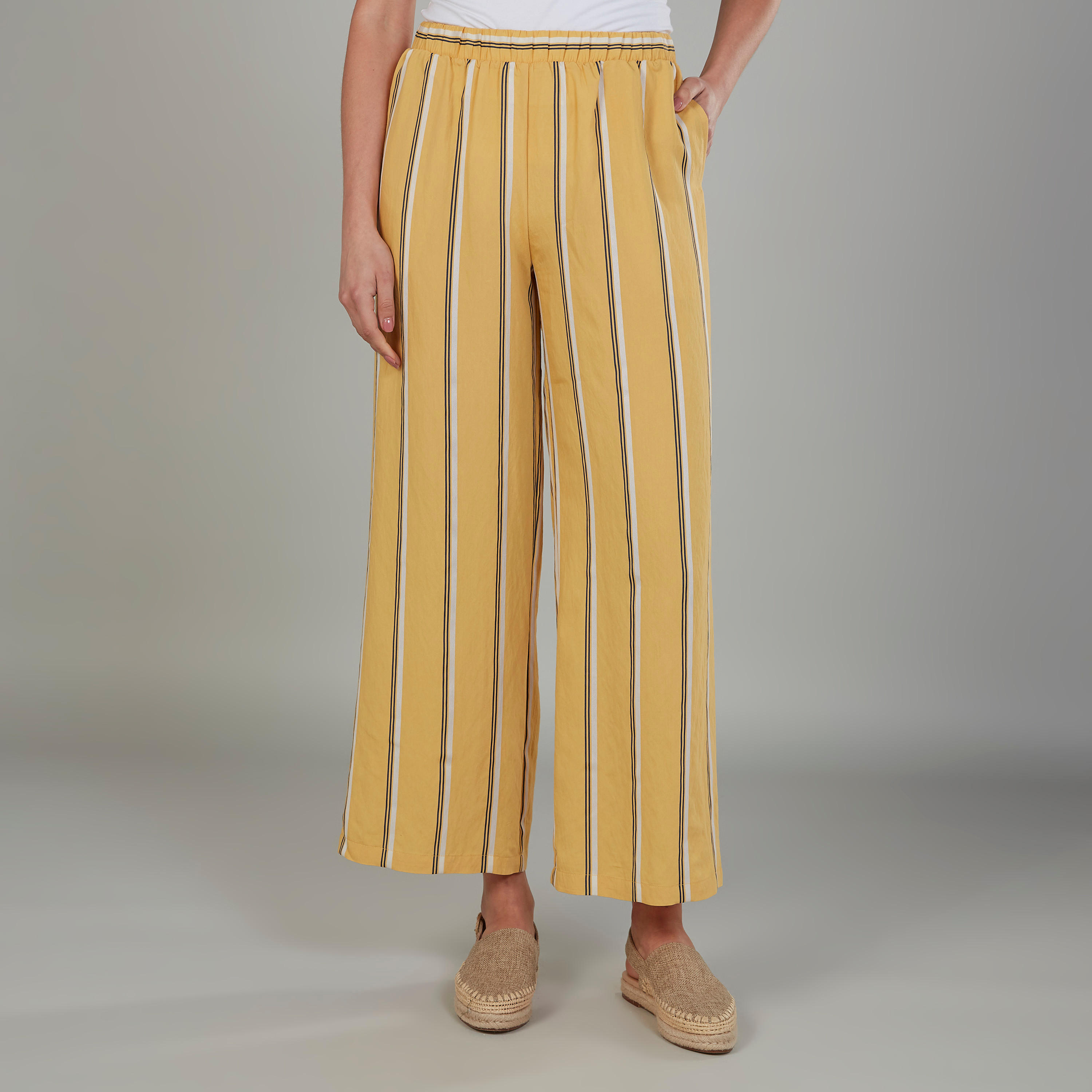 بنطلون بالازو مخطط مرتفع مع جيوب وخصر مطاطي-women-clothing-bottoms-trousers-image-1