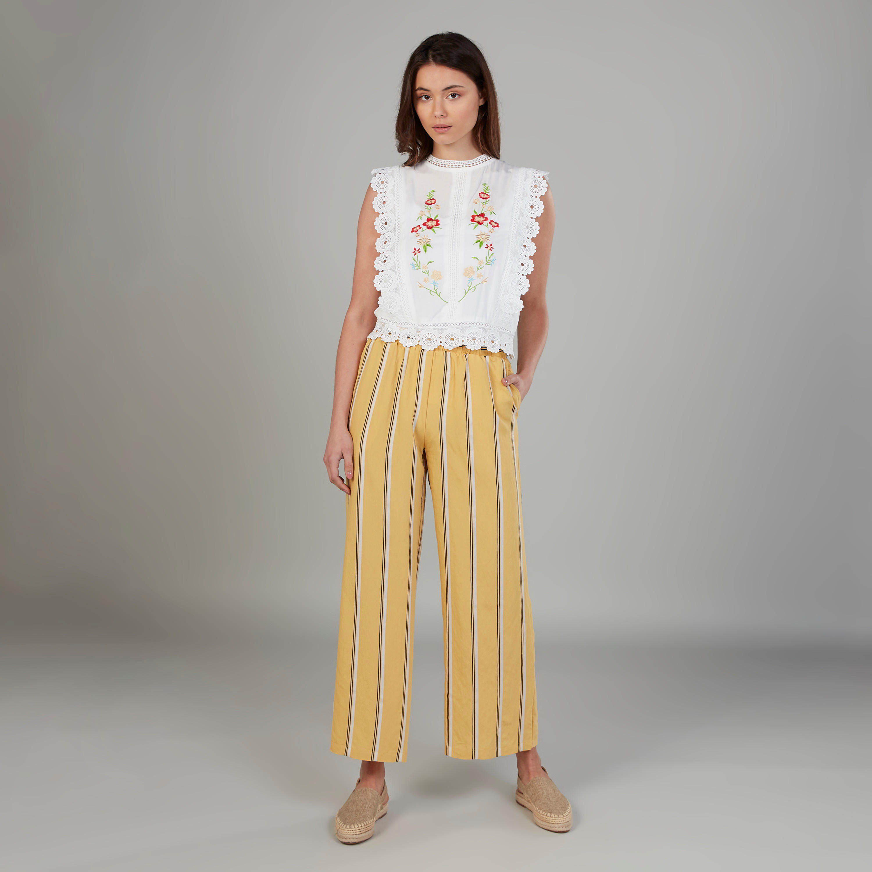 بنطلون بالازو مخطط مرتفع مع جيوب وخصر مطاطي-women-clothing-bottoms-trousers-image-2