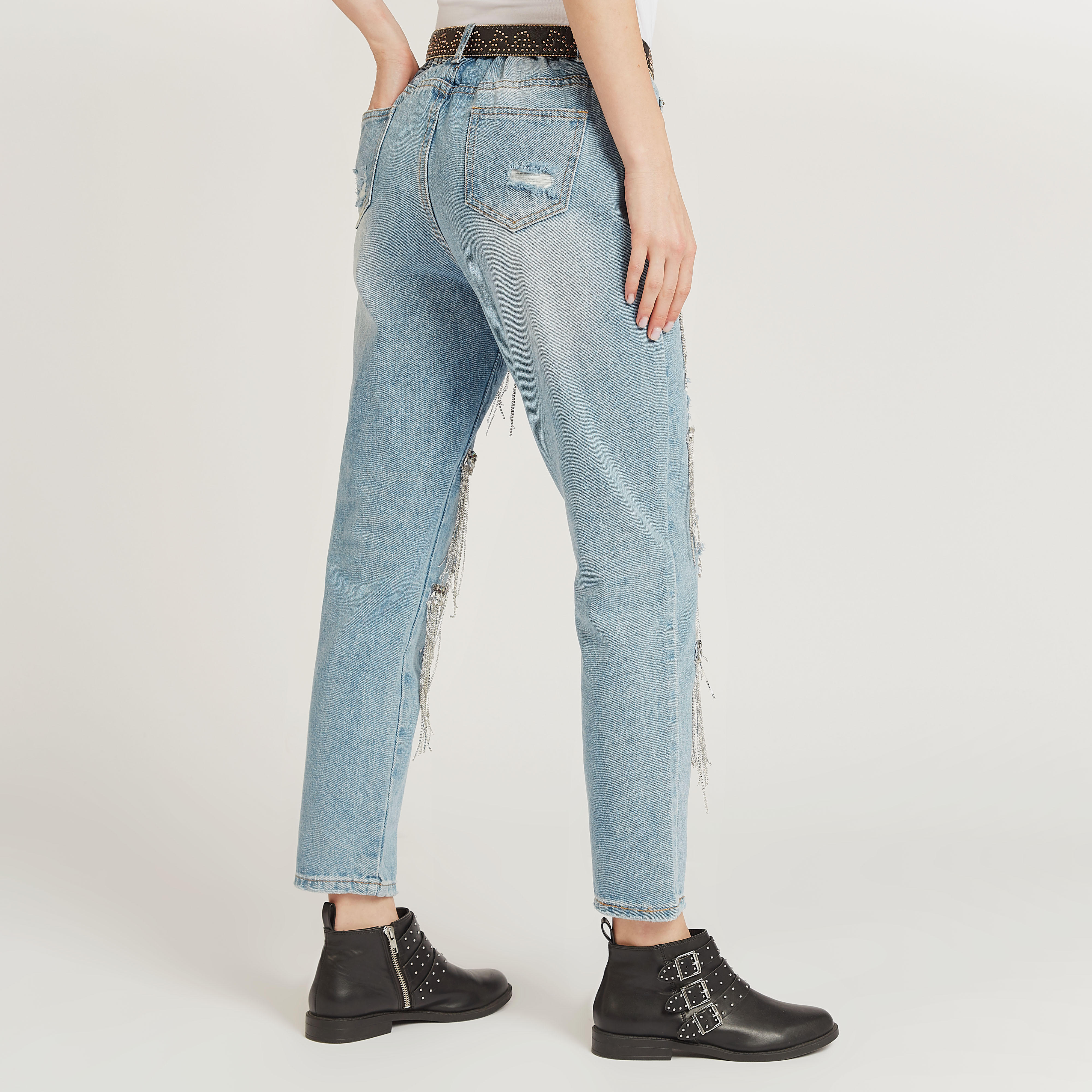 بنطلون جينز ممزّق بخصر متوسط الطول وجيوب وتزيينات-women-clothing-bottoms-jeans-image-4