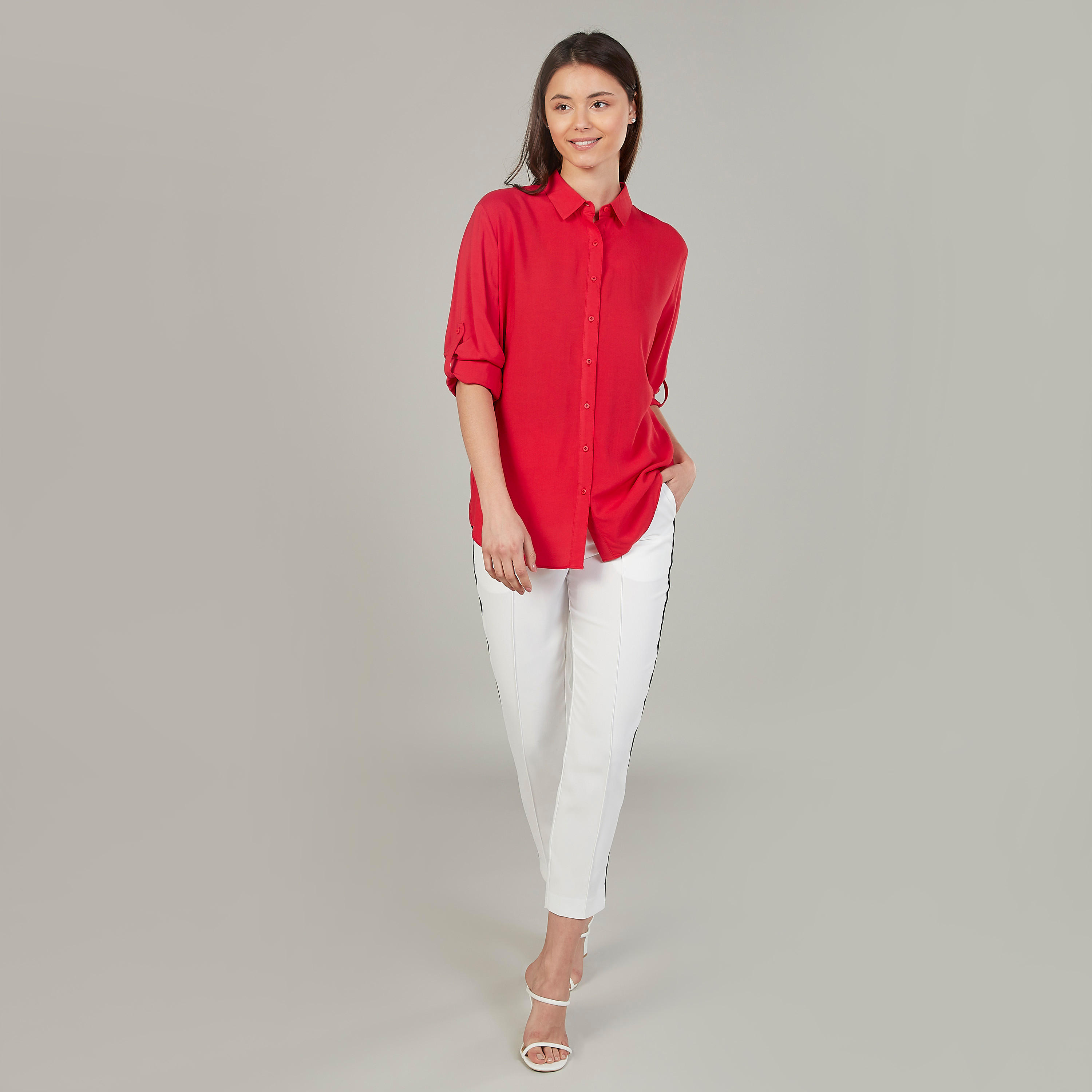 قميص سادة منسوج بياقة عاديّة وأكمام طويلة-women-clothing-shirtsandblouses-shirts-image-2