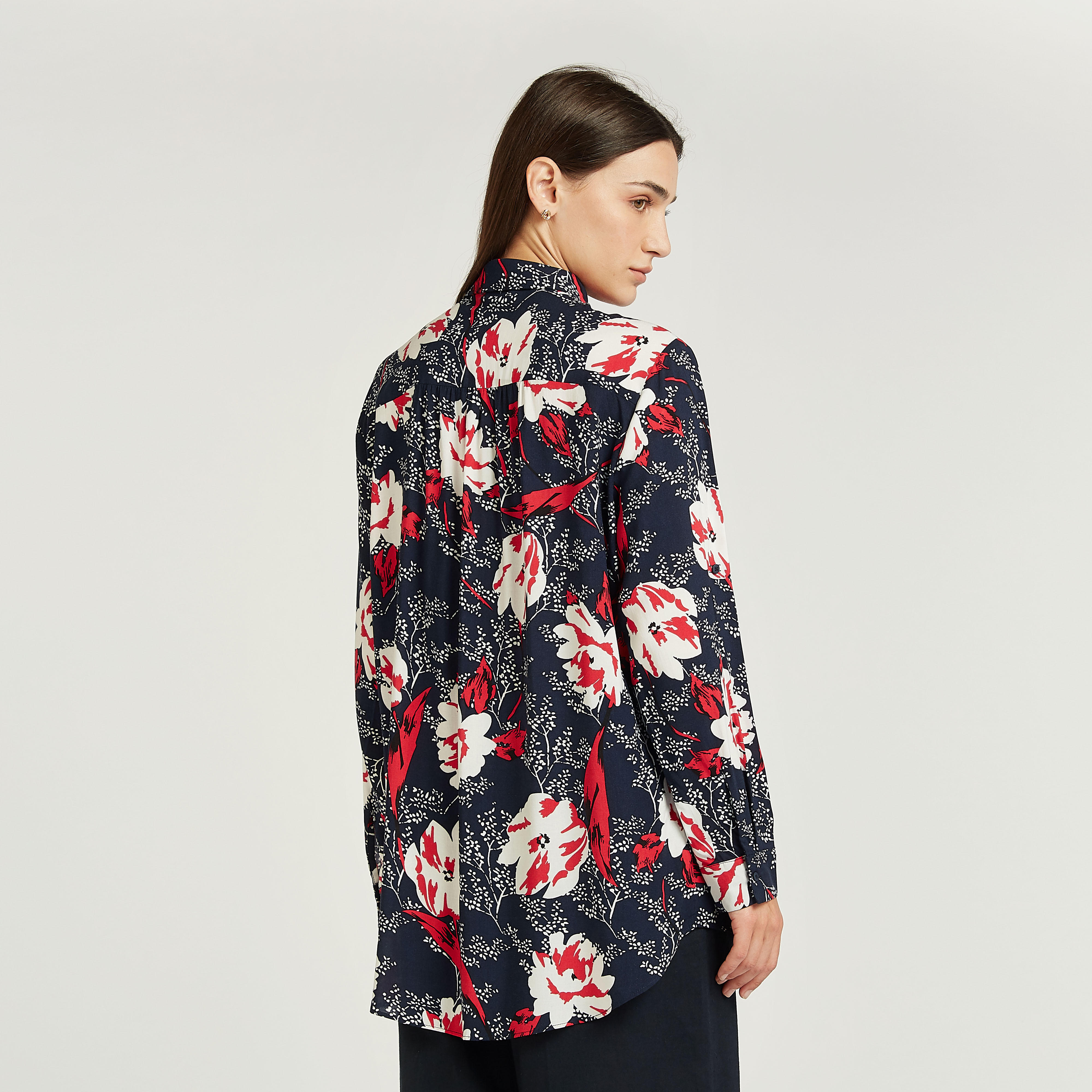 قميص بياقة عاديّة وأكمام طويلة وطبعات زهرية-women-clothing-shirtsandblouses-shirts-image-4