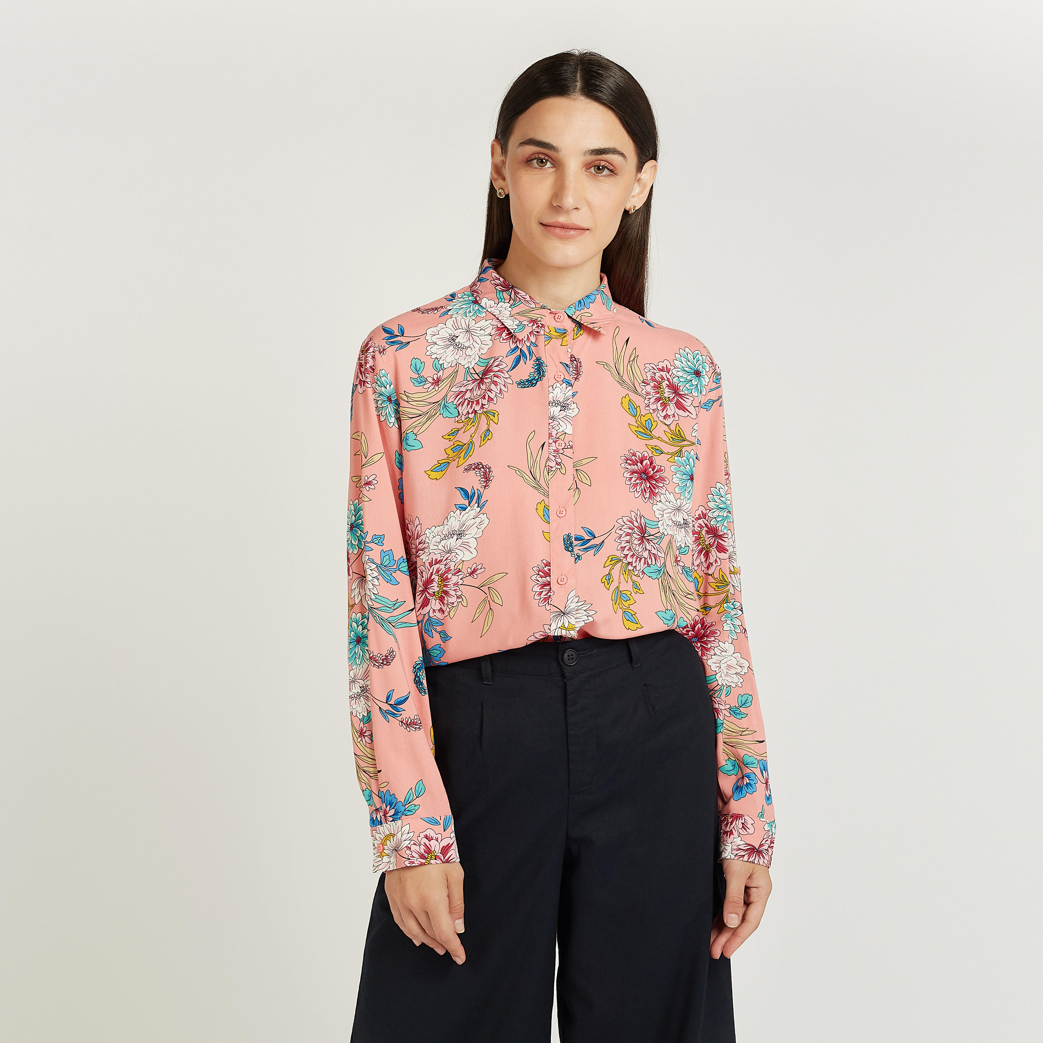 قميص سادة بأكمام طويلة وياقة عادية-women-clothing-shirtsandblouses-shirts-image-1