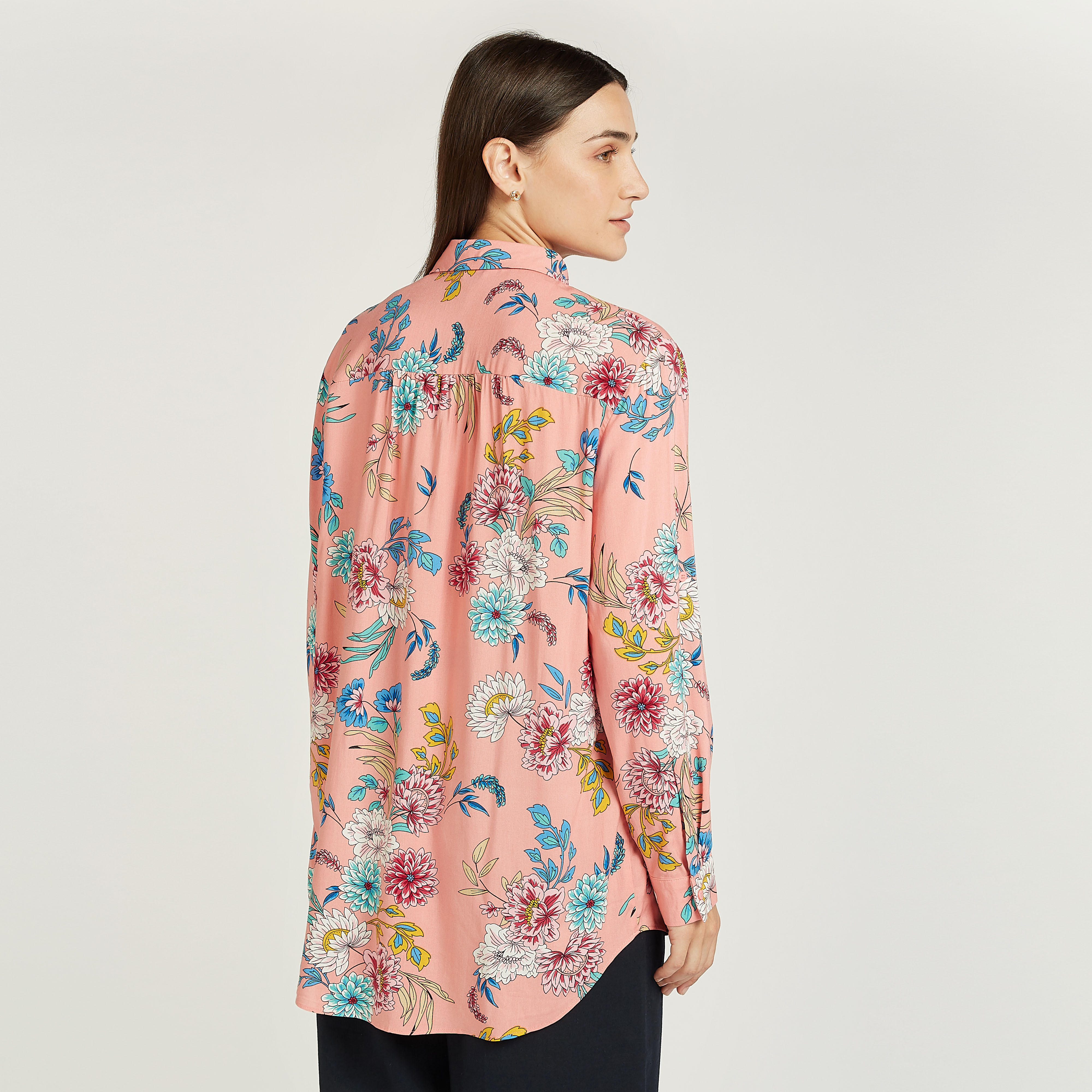 قميص سادة بأكمام طويلة وياقة عادية-women-clothing-shirtsandblouses-shirts-image-4