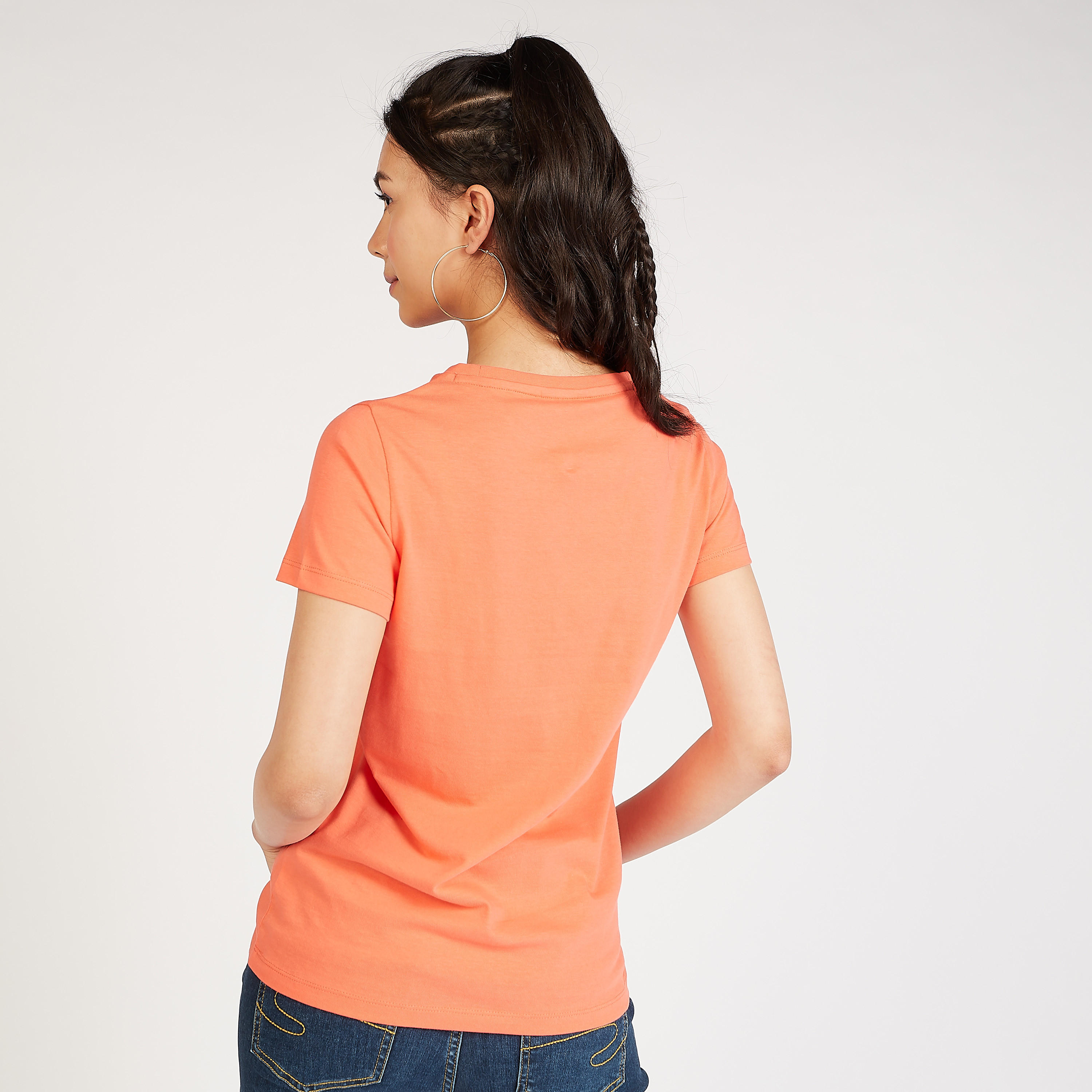 تيشيرت بياقة ضيّقة وأكمام قصيرة وتفاصيل مزيّنة-women-clothing-tshirts-image-4