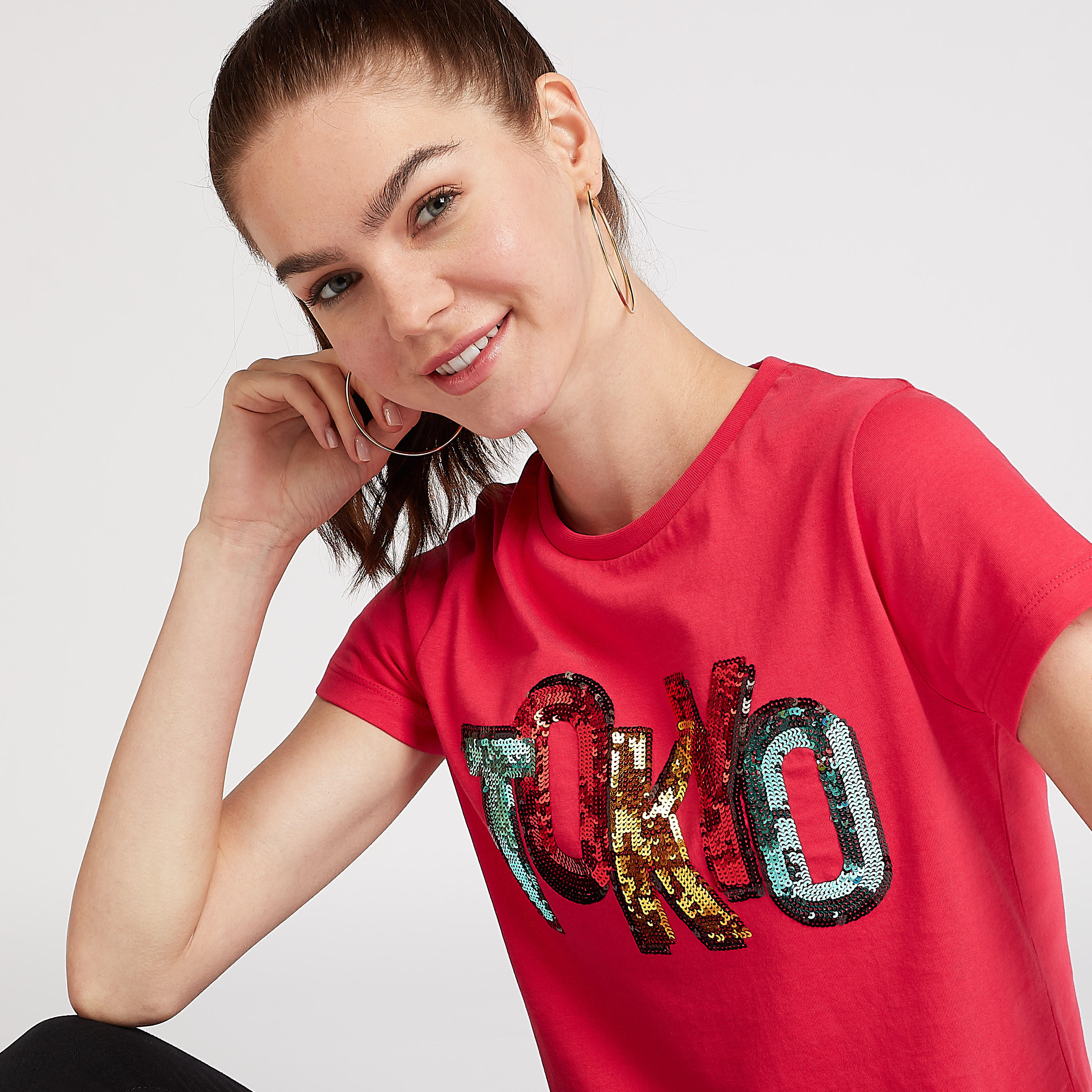 Sequin Detail T-shirt with Crew Neck and Short Sleeves-women-clothing-tshirts-image-3