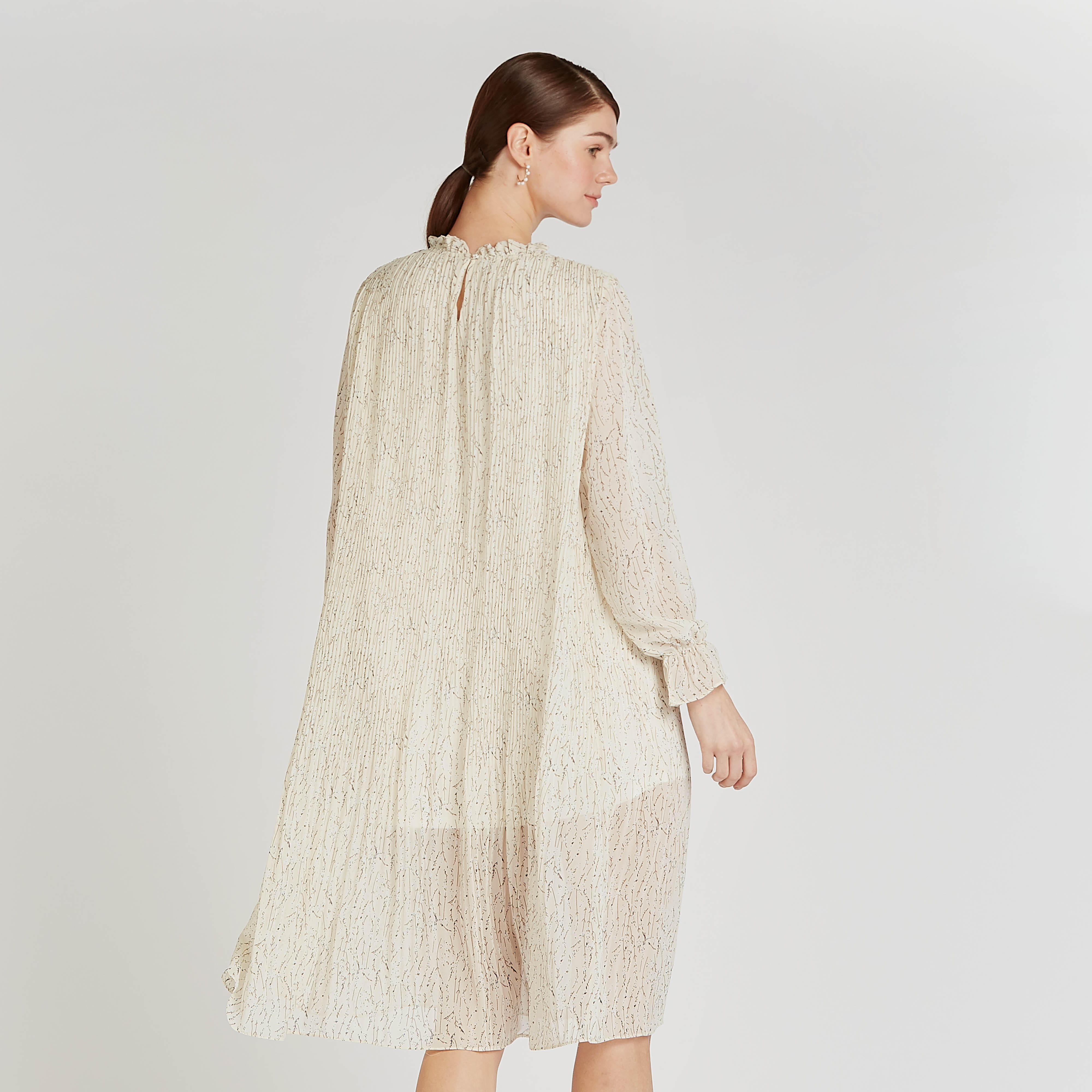 فستان إيه لاين متوسط الطول بأكمام منتفخة وتفاصيل كشكش وطبعات-women-clothing-dresses-image-4