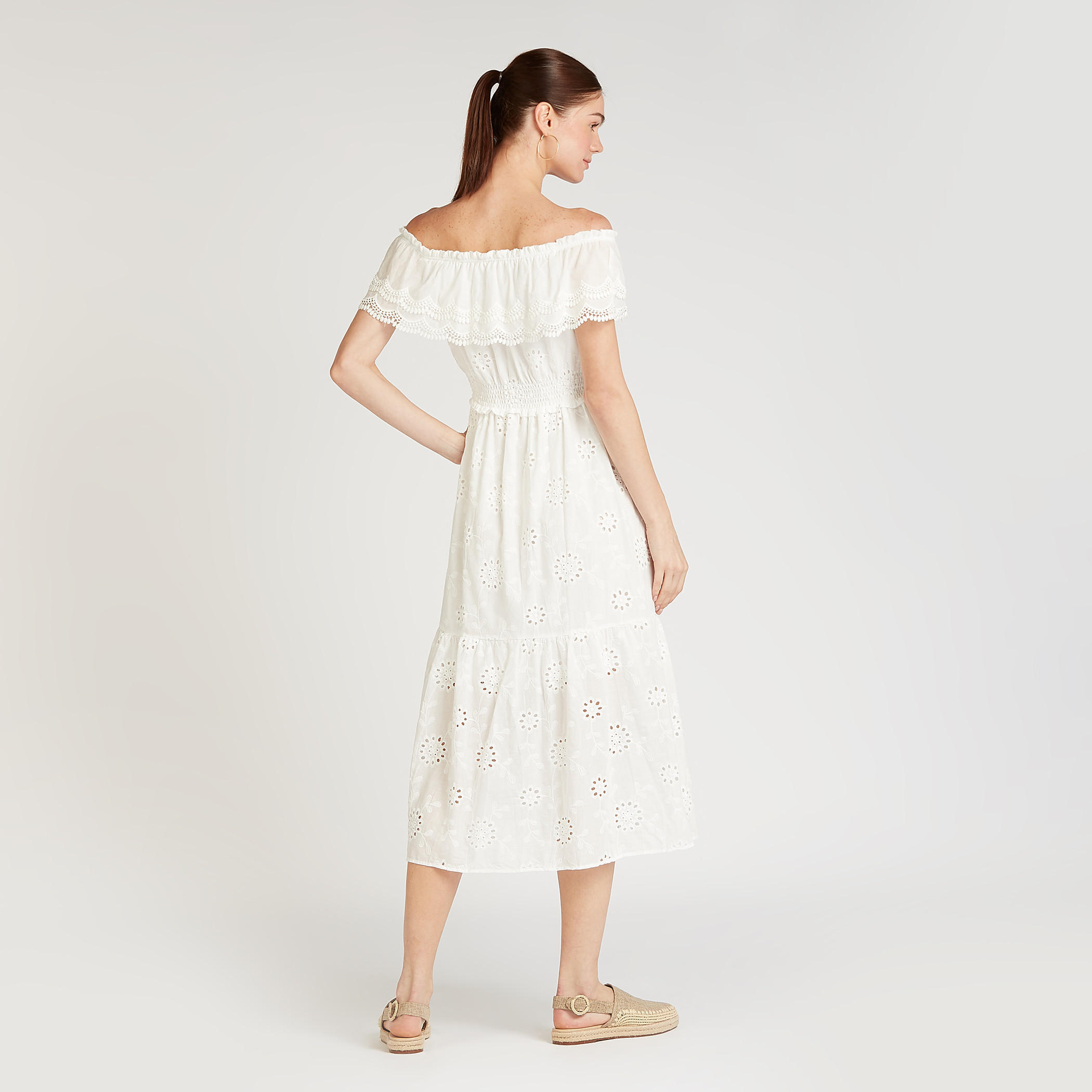 فستان إيه لاين ميدي بارز الملمس بأكتاف مكشوفة و بتفاصيل شيفلي-women-clothing-dresses-image-4