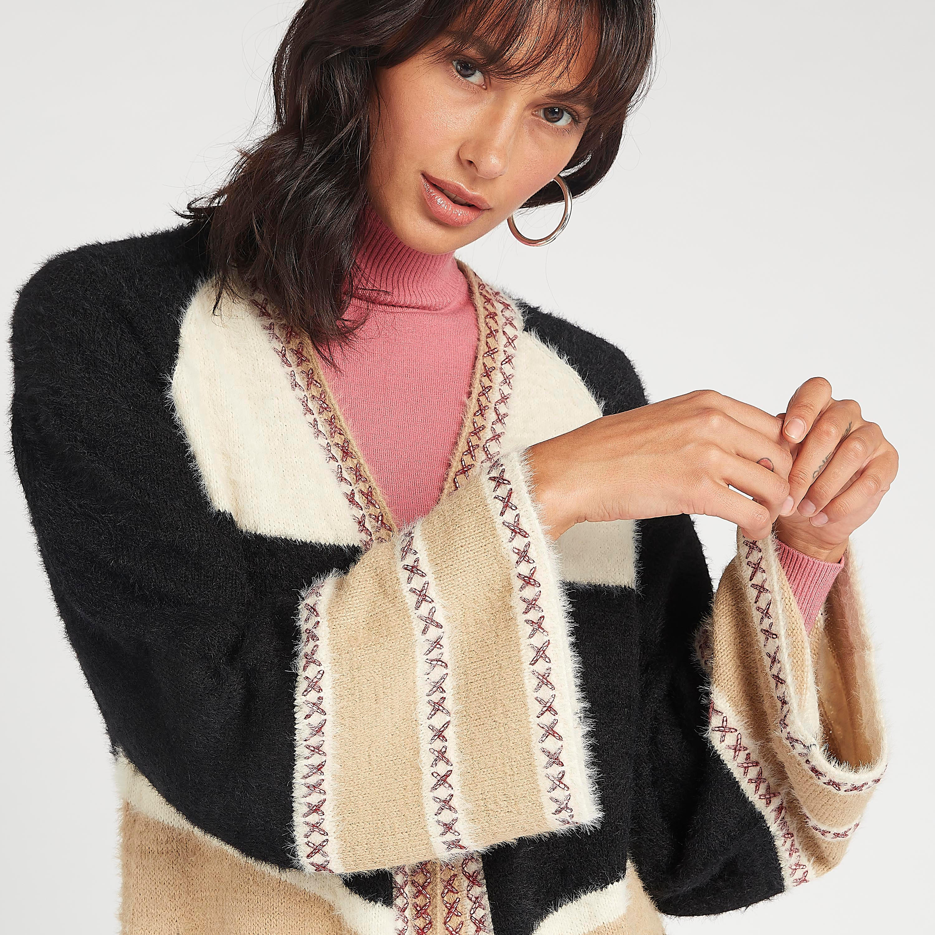 كارديجان طويل بارز الملمس بأكمام واسعة و ياقة منسدلة-women-winterwear-cardigansandjumpers-cardigans-image-3