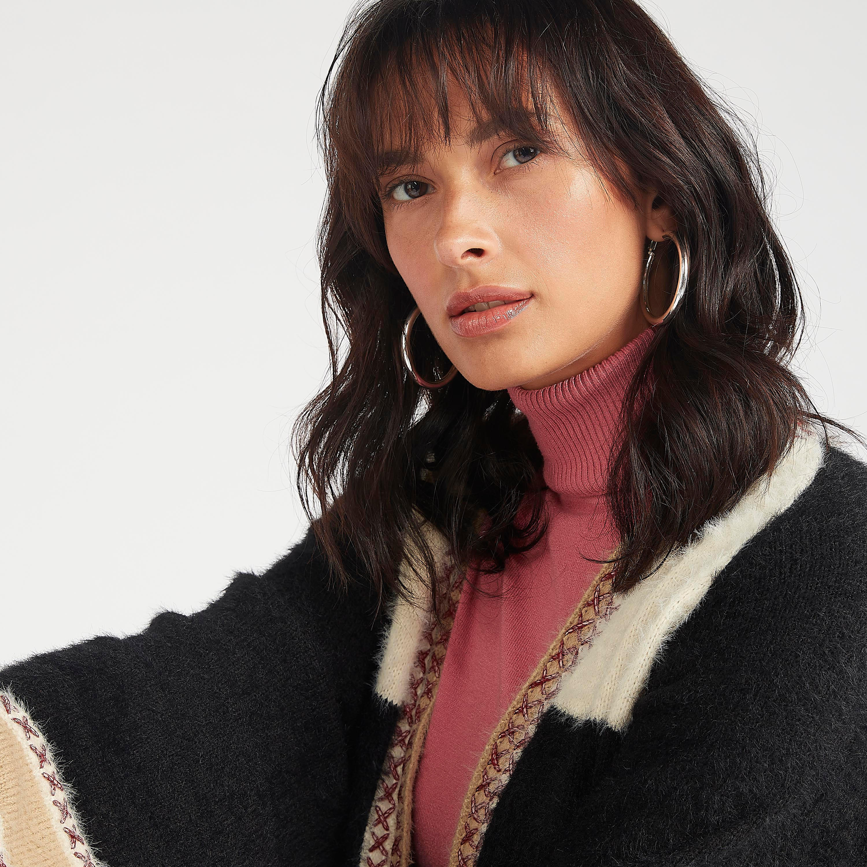 كارديجان طويل بارز الملمس بأكمام واسعة و ياقة منسدلة-women-winterwear-cardigansandjumpers-cardigans-image-6
