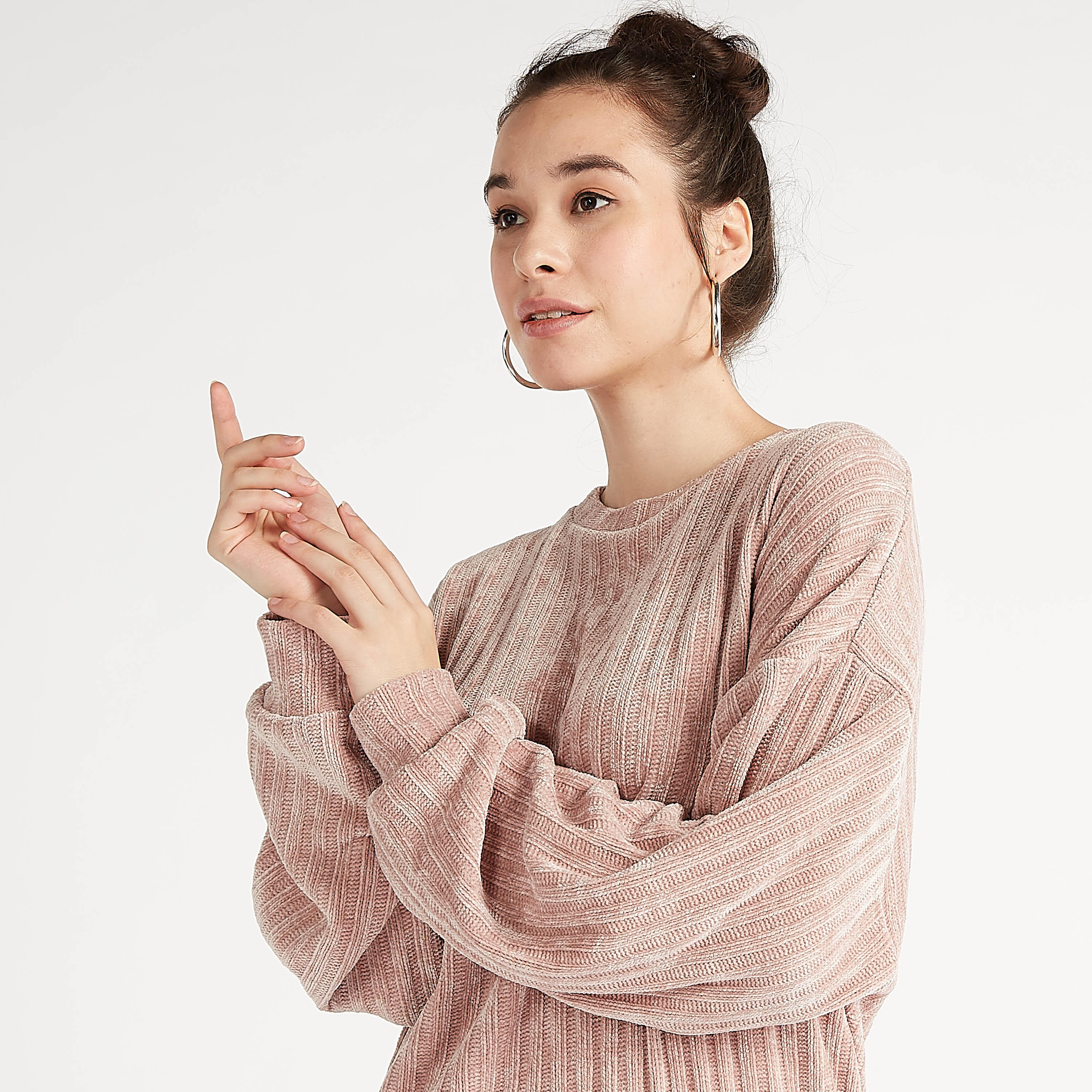 كنزة بارزة الملمس بياقة ضيّقة وأكمام طويلة من تو إكستريمز-women-clothing-cardigansandjumpers-jumpers-image-3