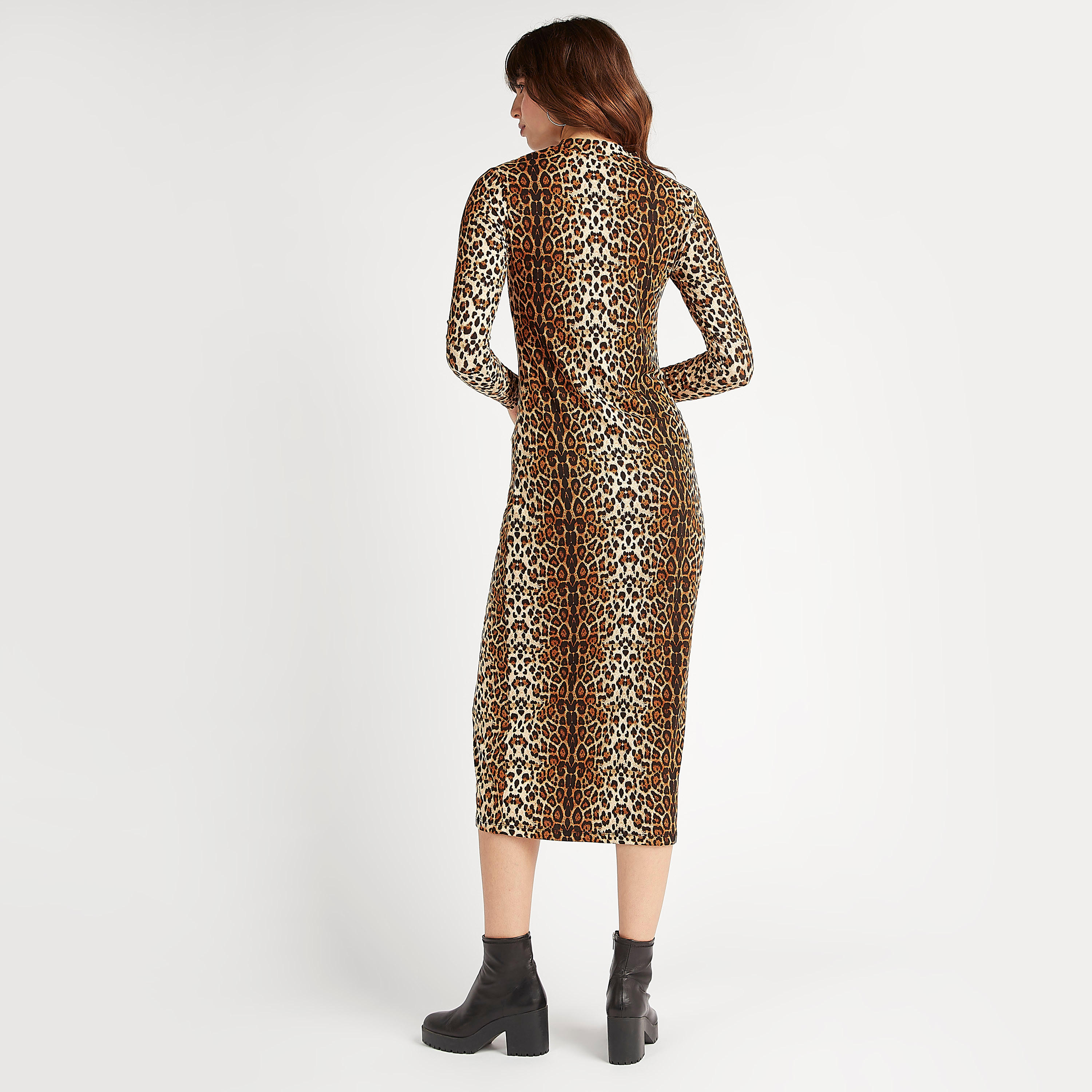فستان واسع ميدي بطبعات حيوانات وأكمام قطويلة من تو إكستريمز-women-clothing-dresses-image-4