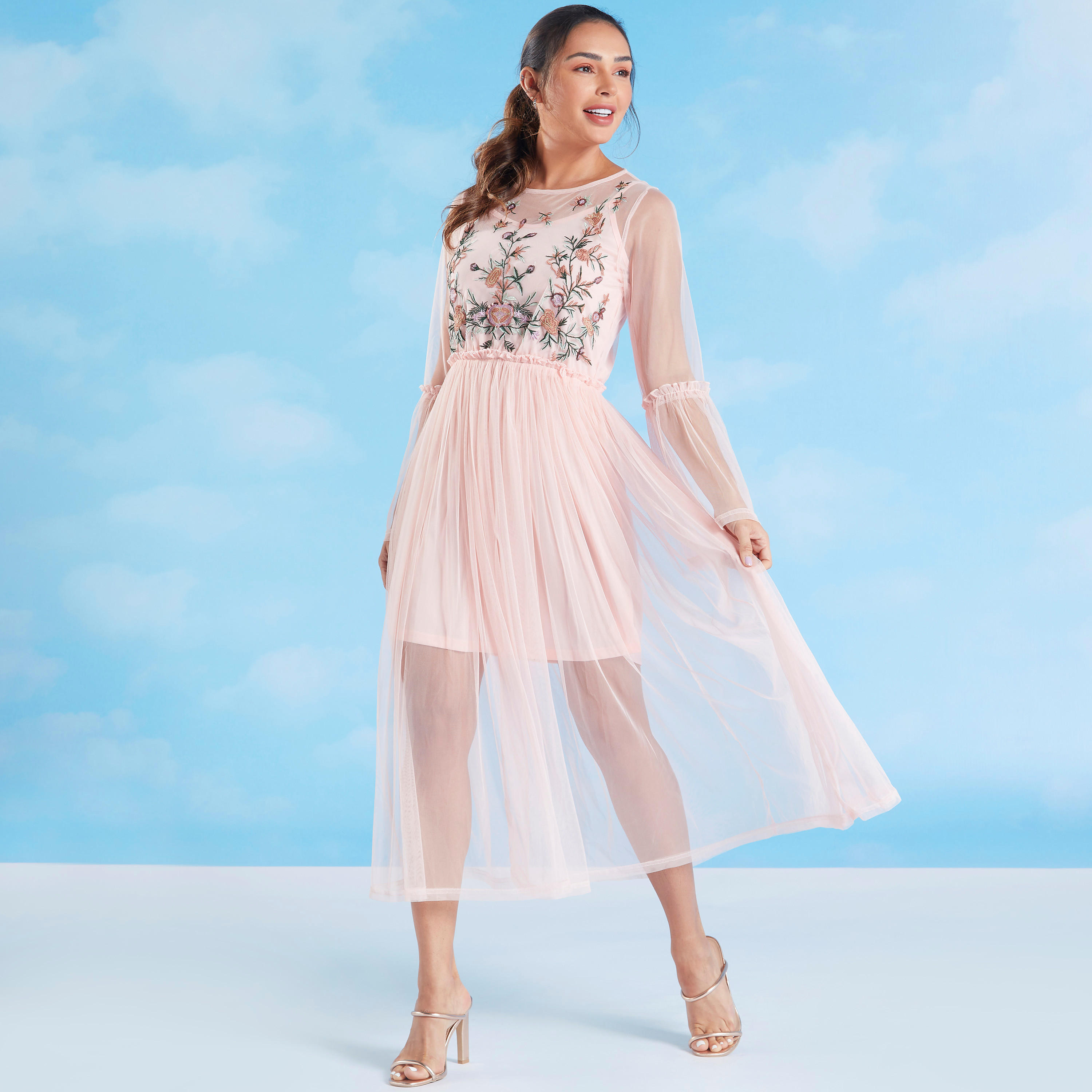 فستان ميدي إيه لاين بأكمام طويلة وتطريز أزهار من تو إكستريمز-women-clothing-dresses-image-1