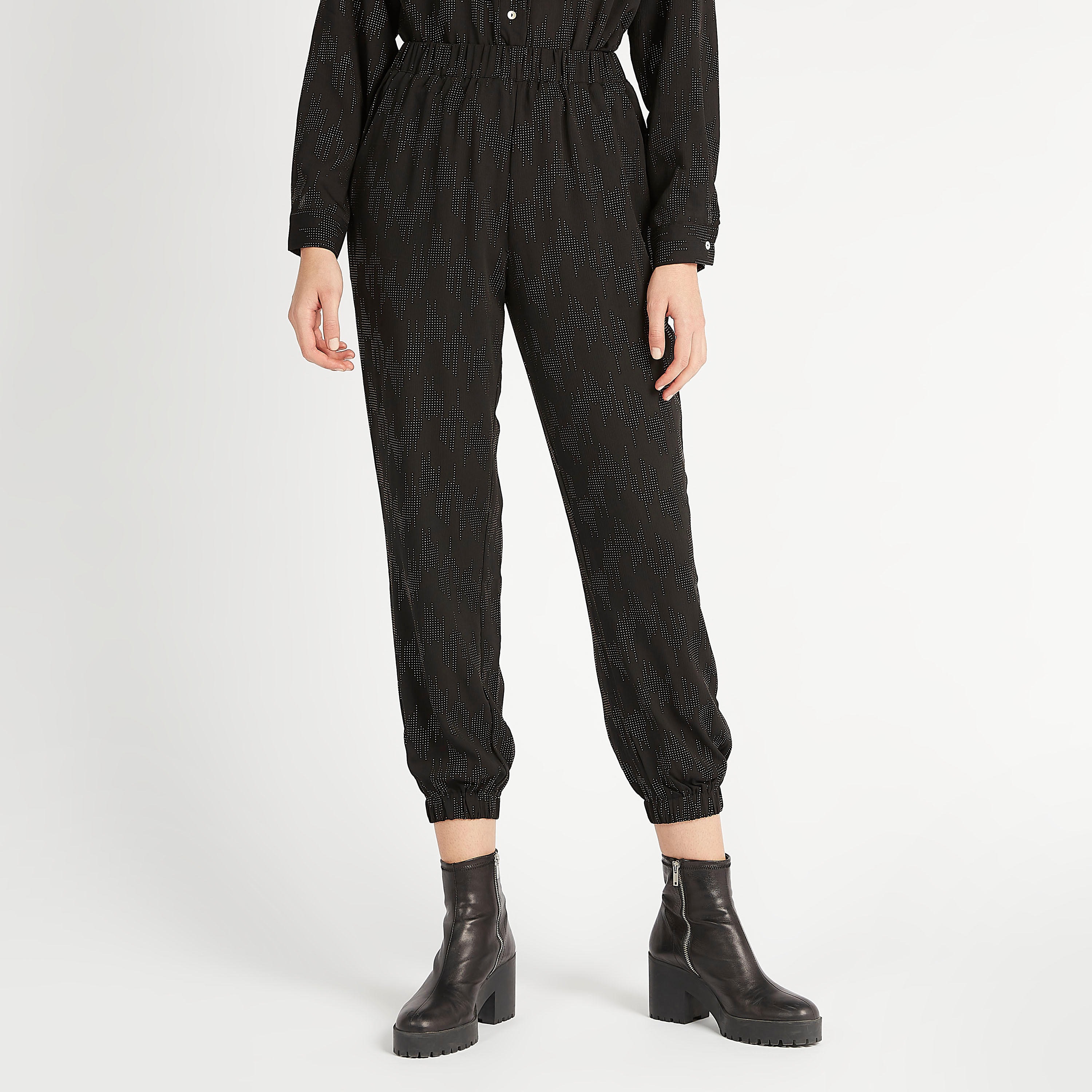 بنطلون رياضي بخصر مطّاطي متوسّط الارتفاع من تو إكستريمز-women-clothing-bottoms-joggers-image-2