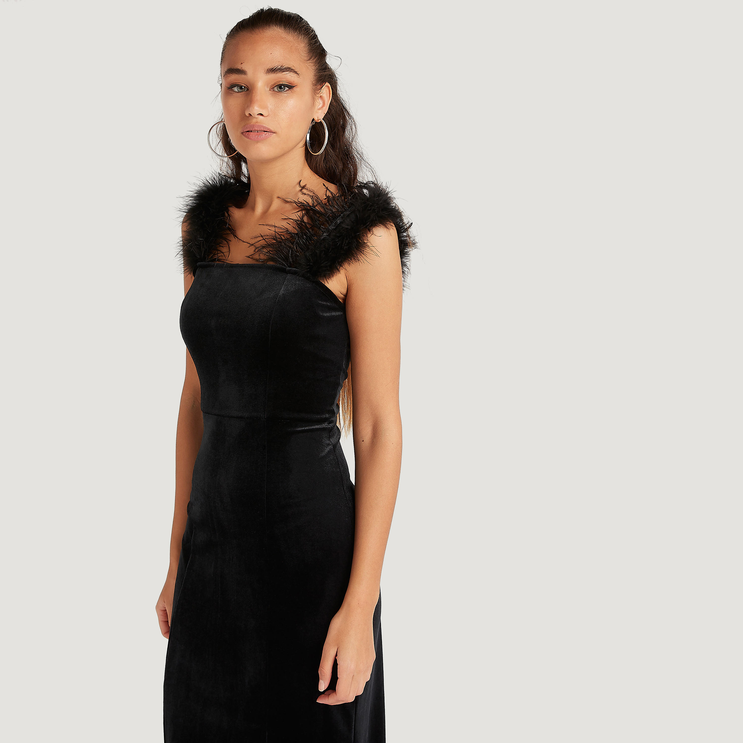 فستان بارز الملمس دون أكمام بقصّة ضيّقة وفتحة من تو إكستريمز-women-clothing-dresses-image-6