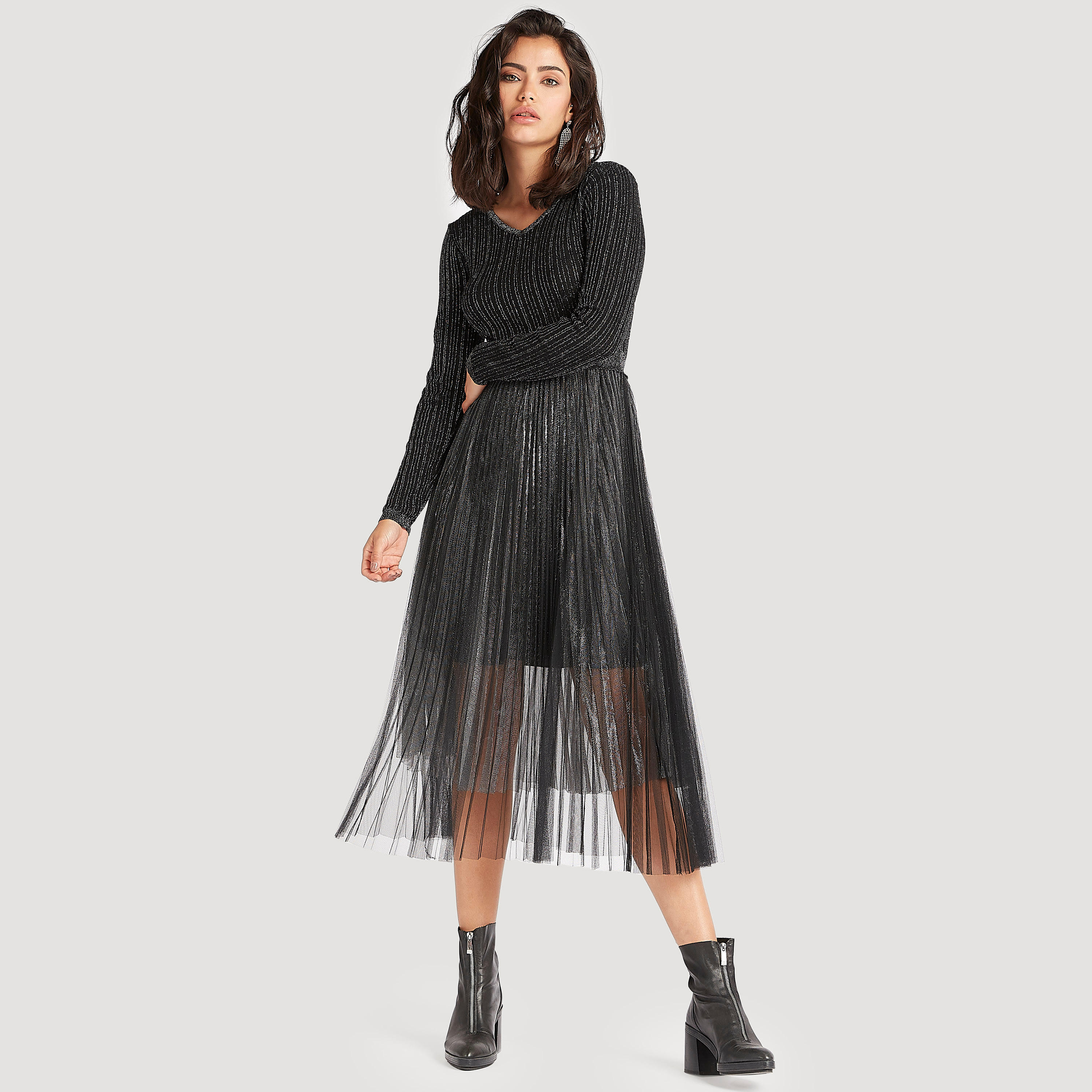 فستان إيه لاين بارز الملمس بياقة v وأكمام طويلة من تو إكستريمز-women-clothing-dresses-image-1