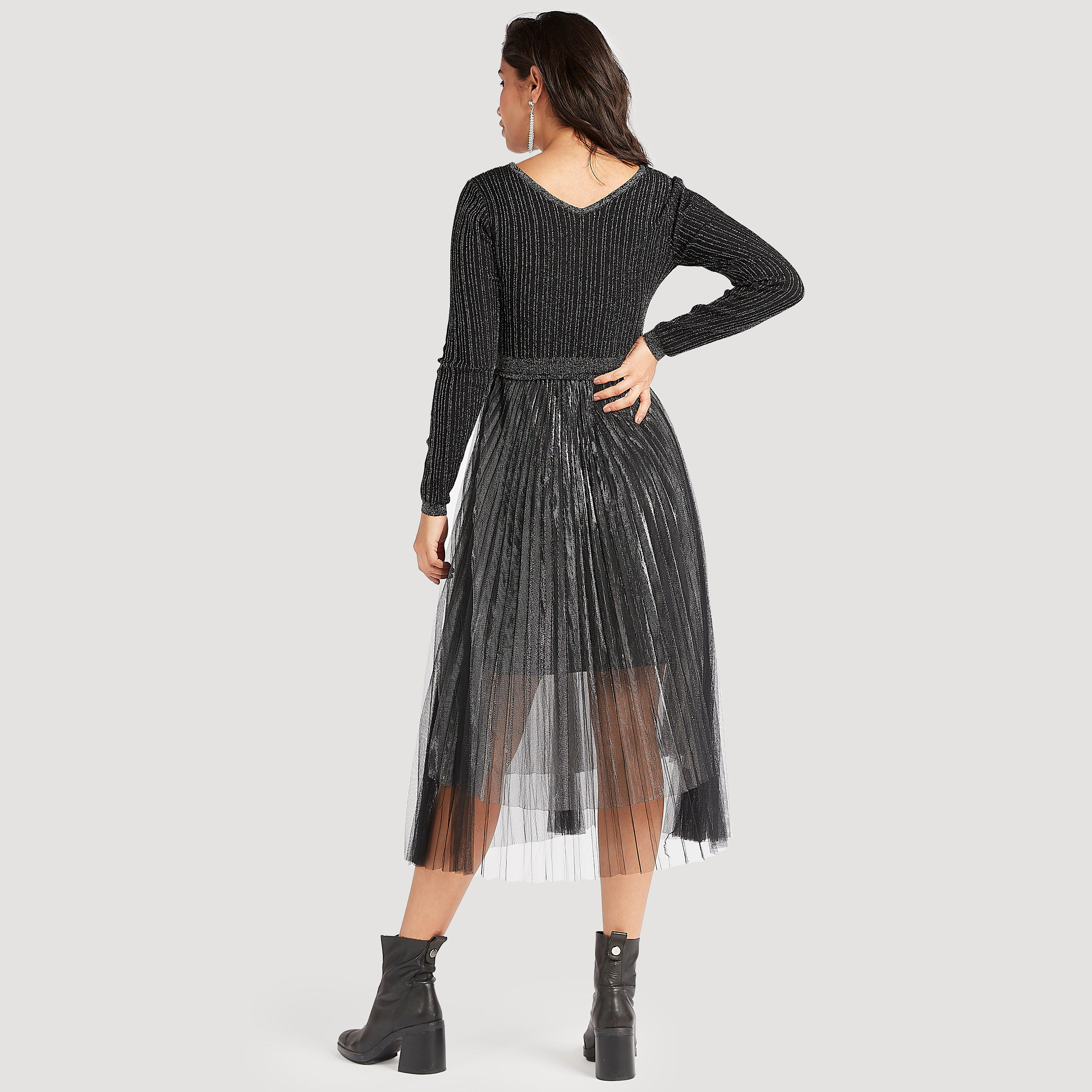 فستان إيه لاين بارز الملمس بياقة v وأكمام طويلة من تو إكستريمز-women-clothing-dresses-image-4