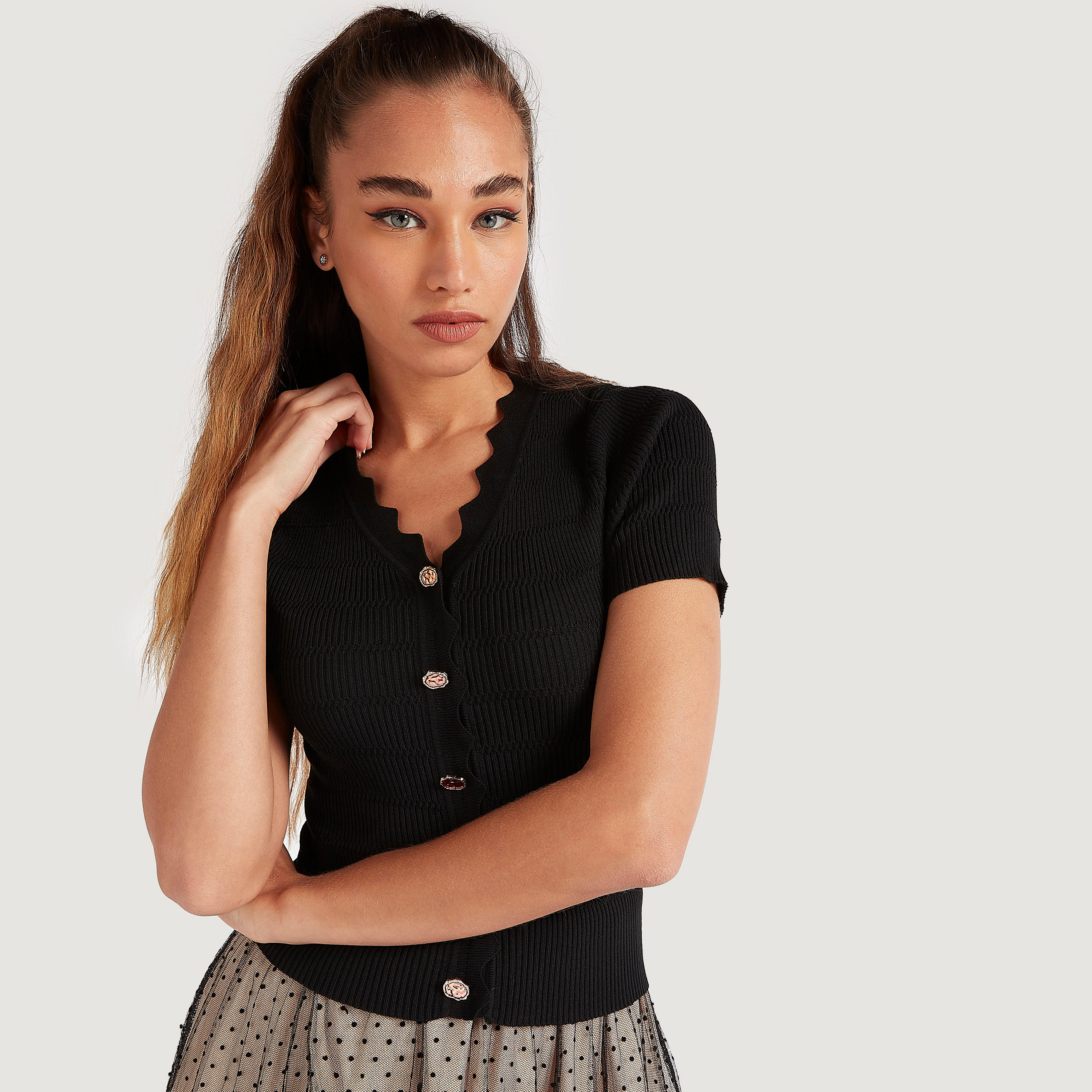 فستان ميدي بارز الملمس بأكمام قصيرة وياقة صدفية من تو إكستريمز-women-clothing-dresses-image-1