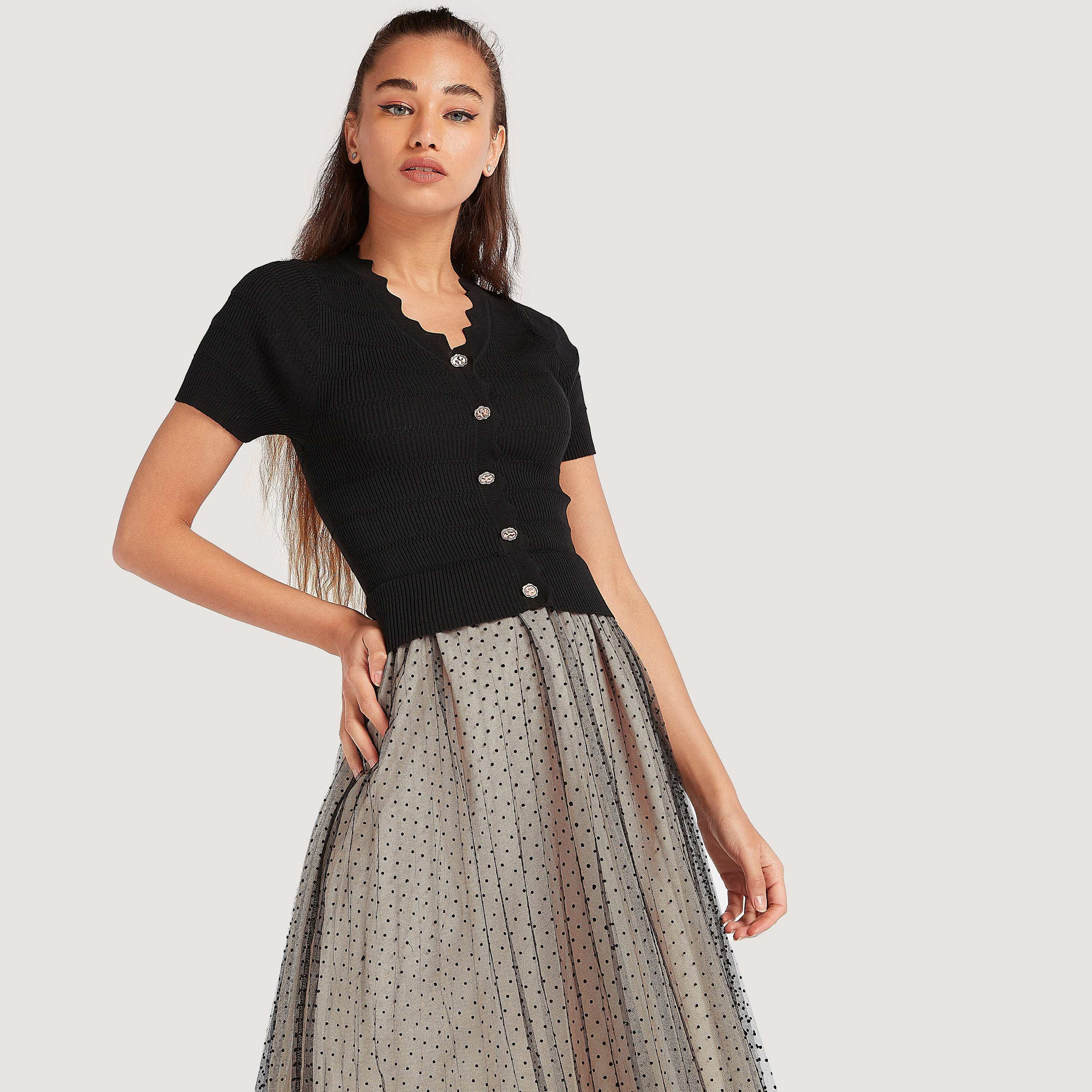 فستان ميدي بارز الملمس بأكمام قصيرة وياقة صدفية من تو إكستريمز-women-clothing-dresses-image-7