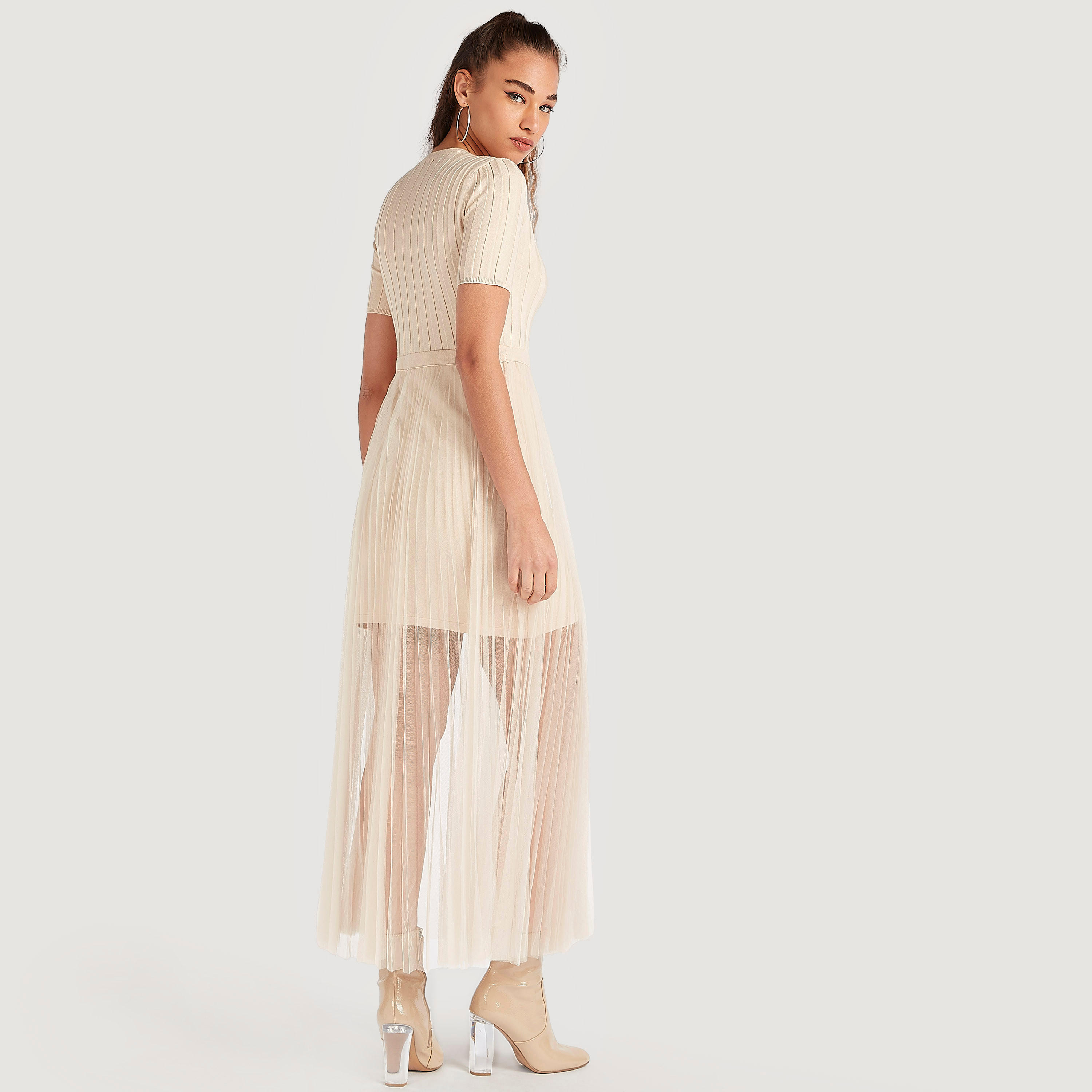 فستان إيه لاين طويل بارز الملمس مع وصلة أزرار بسحّاب من تو إكستريمز-women-clothing-dresses-image-5