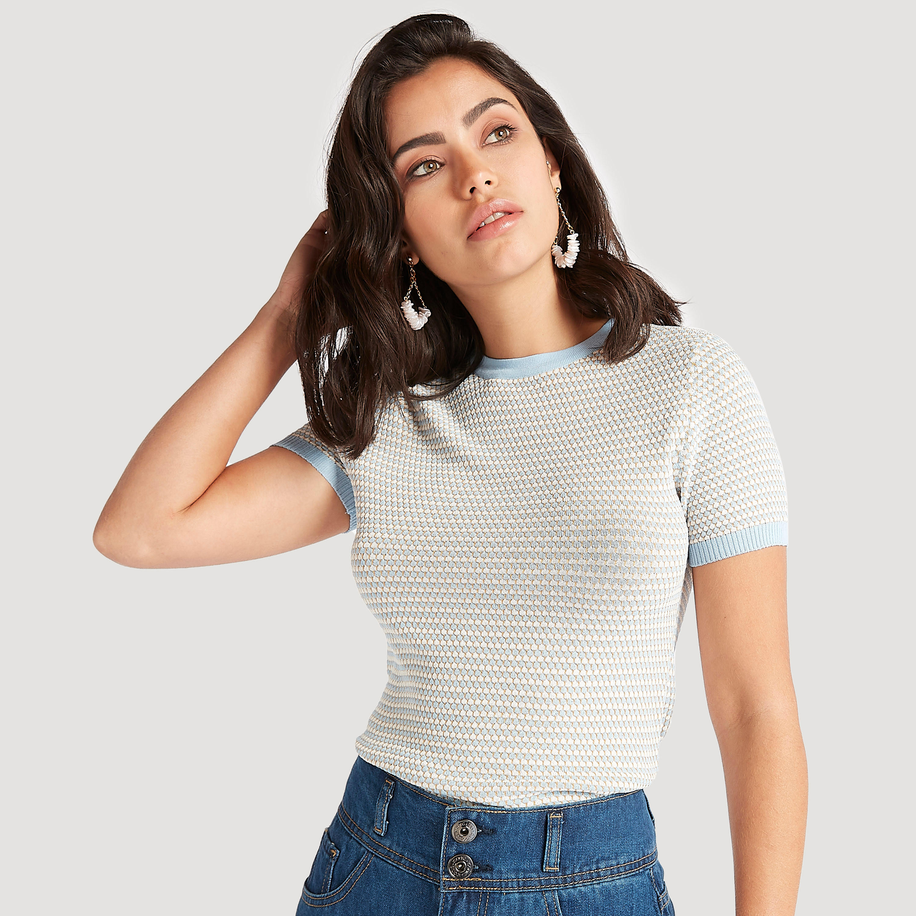 بلوزة بارزة الملمس بياقة ضيقة وأكمام قصيرة من تو إكستريمز-women-clothing-shirtsandblouses-blouses-image-5
