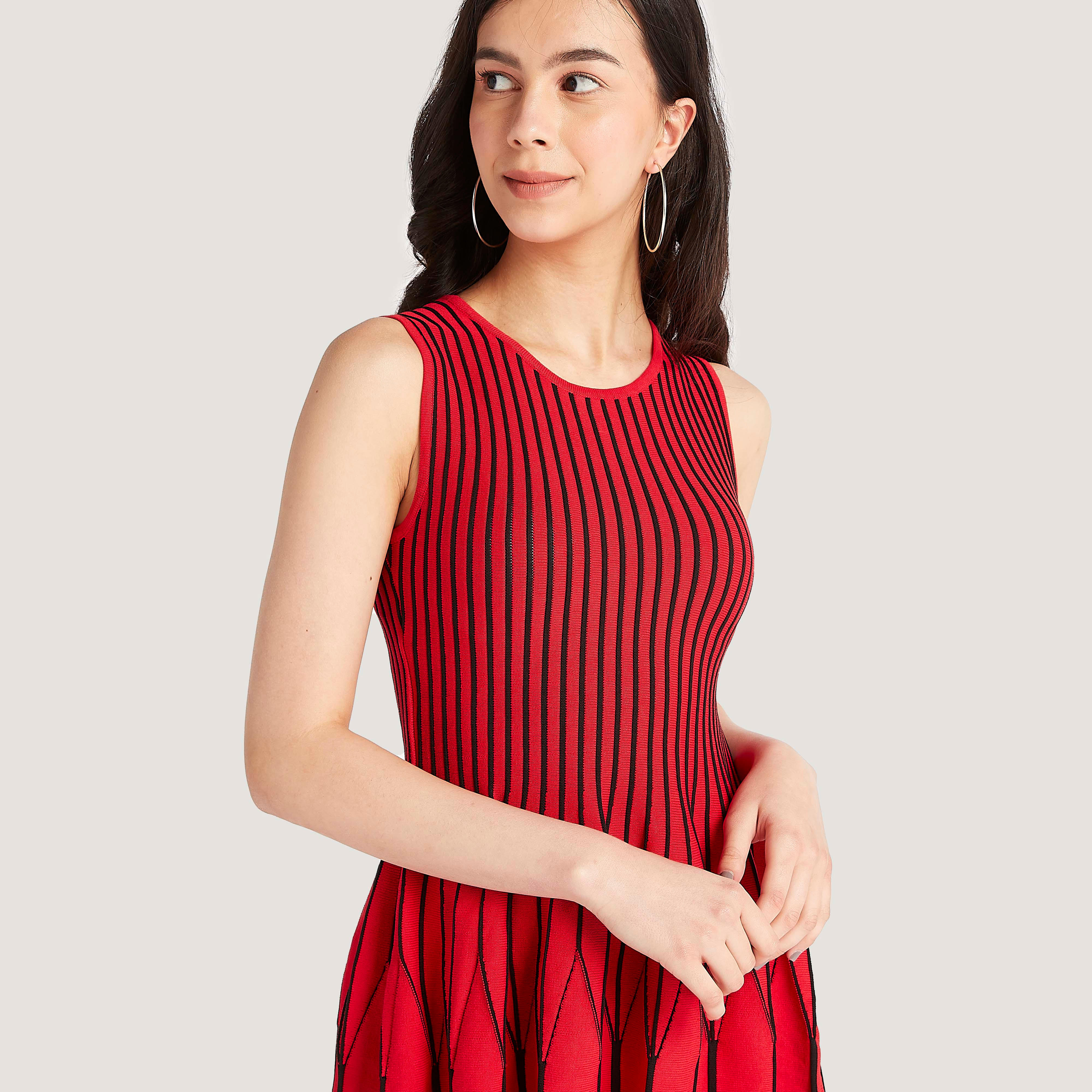 فستان مخطّط قصير إيه لاين بياقة مستديرة من تو إكستريمز-women-clothing-dresses-image-5