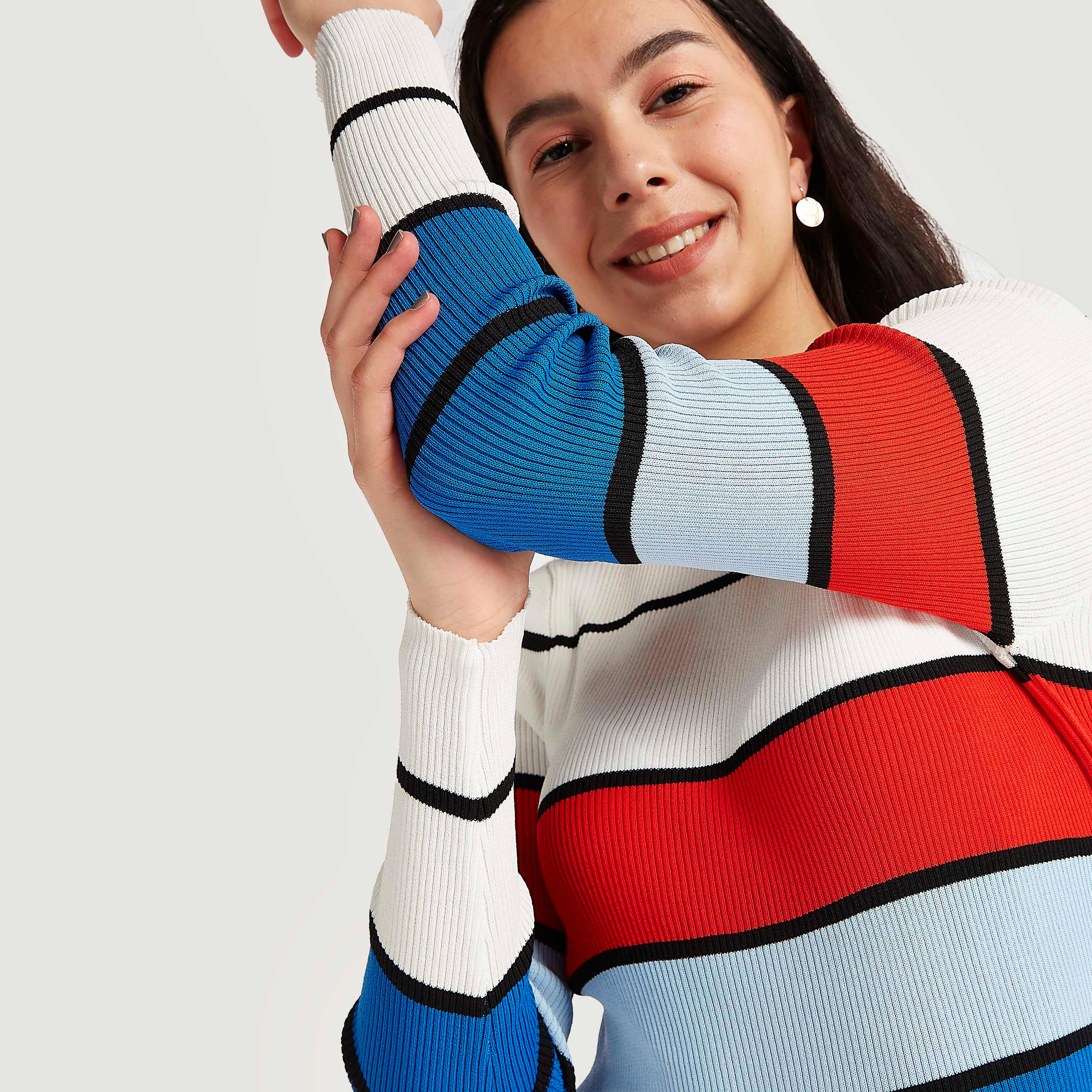كنزة مخطّطة بياقة ضيّقة وأكمام طويلة من تو إكستريمز-women-clothing-cardigansandjumpers-jumpers-image-3
