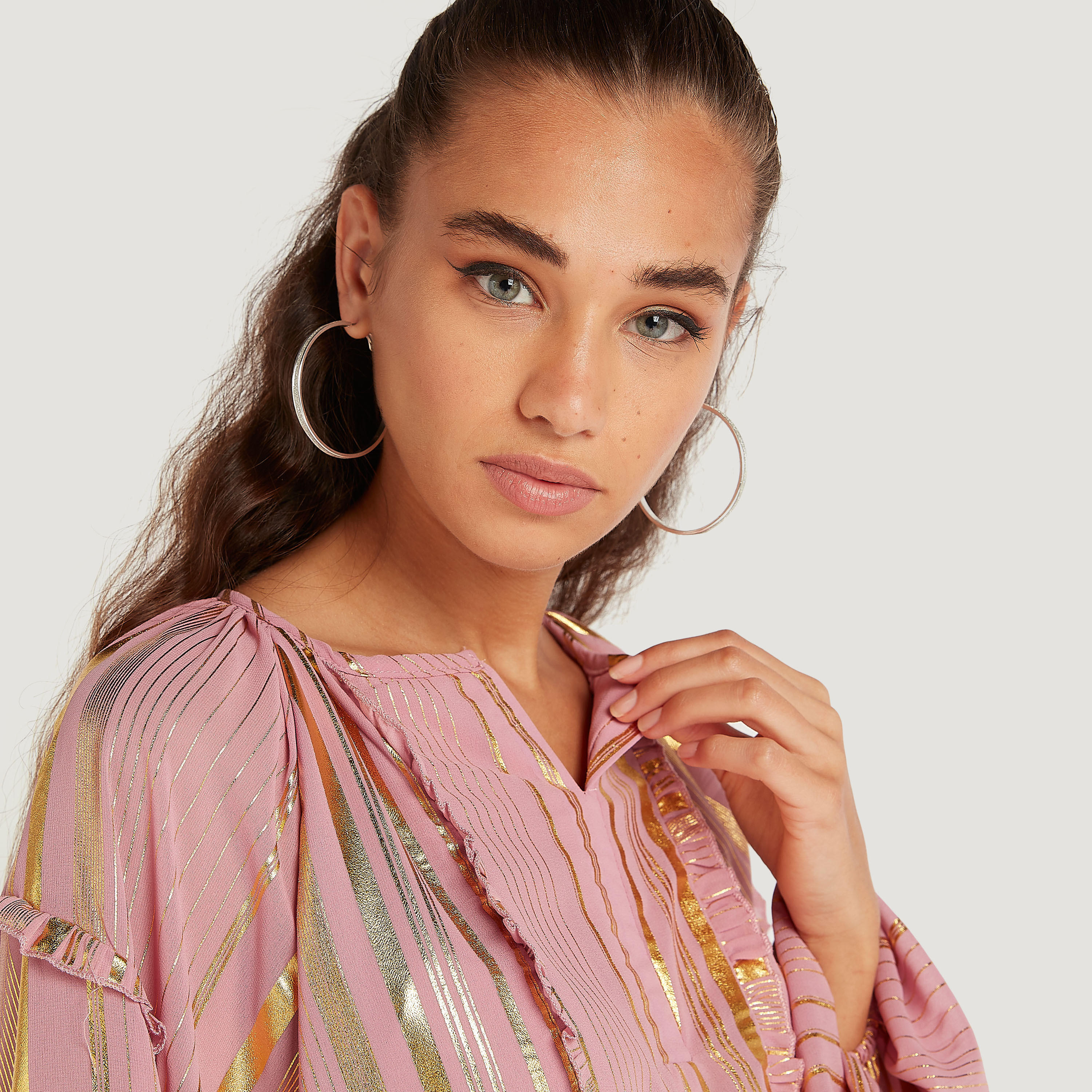 فستان إيه لاين ميدي مخطّط بأكمام طويلة وخصر برباط من تو إكستريمز-women-clothing-dresses-image-7