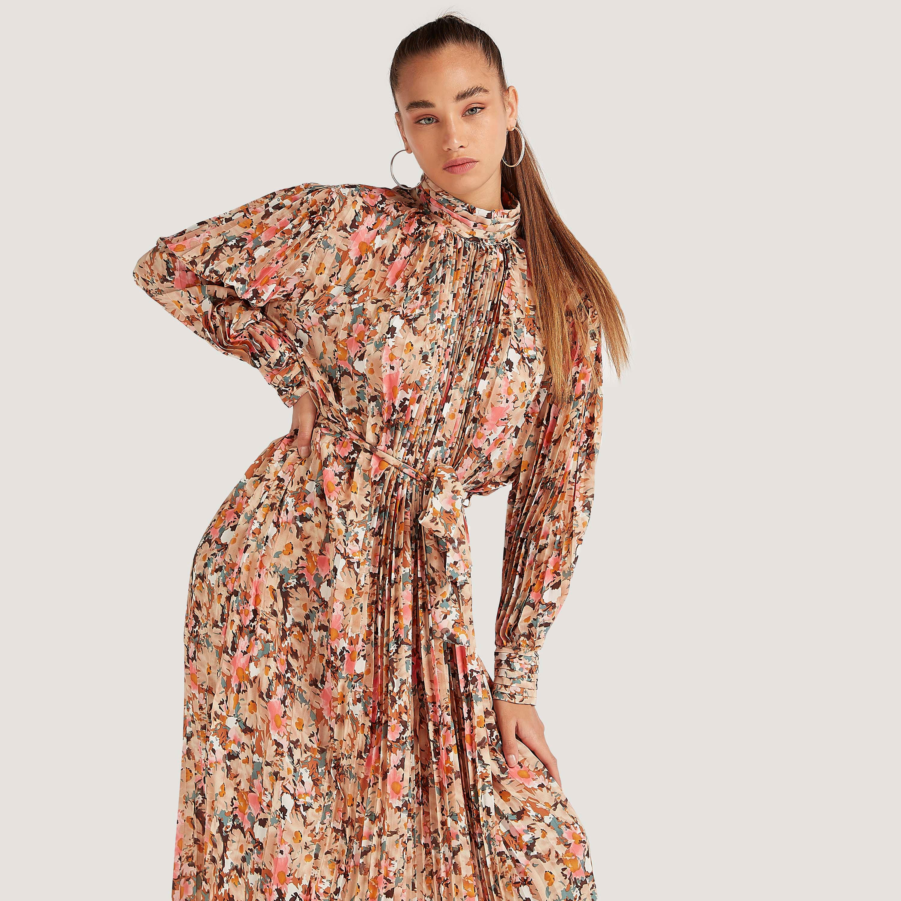 فستان طويل إيه لاين بطبعات أزهار وكشكشة وحزام رباط من تو إكستريمز-women-clothing-dresses-image-5