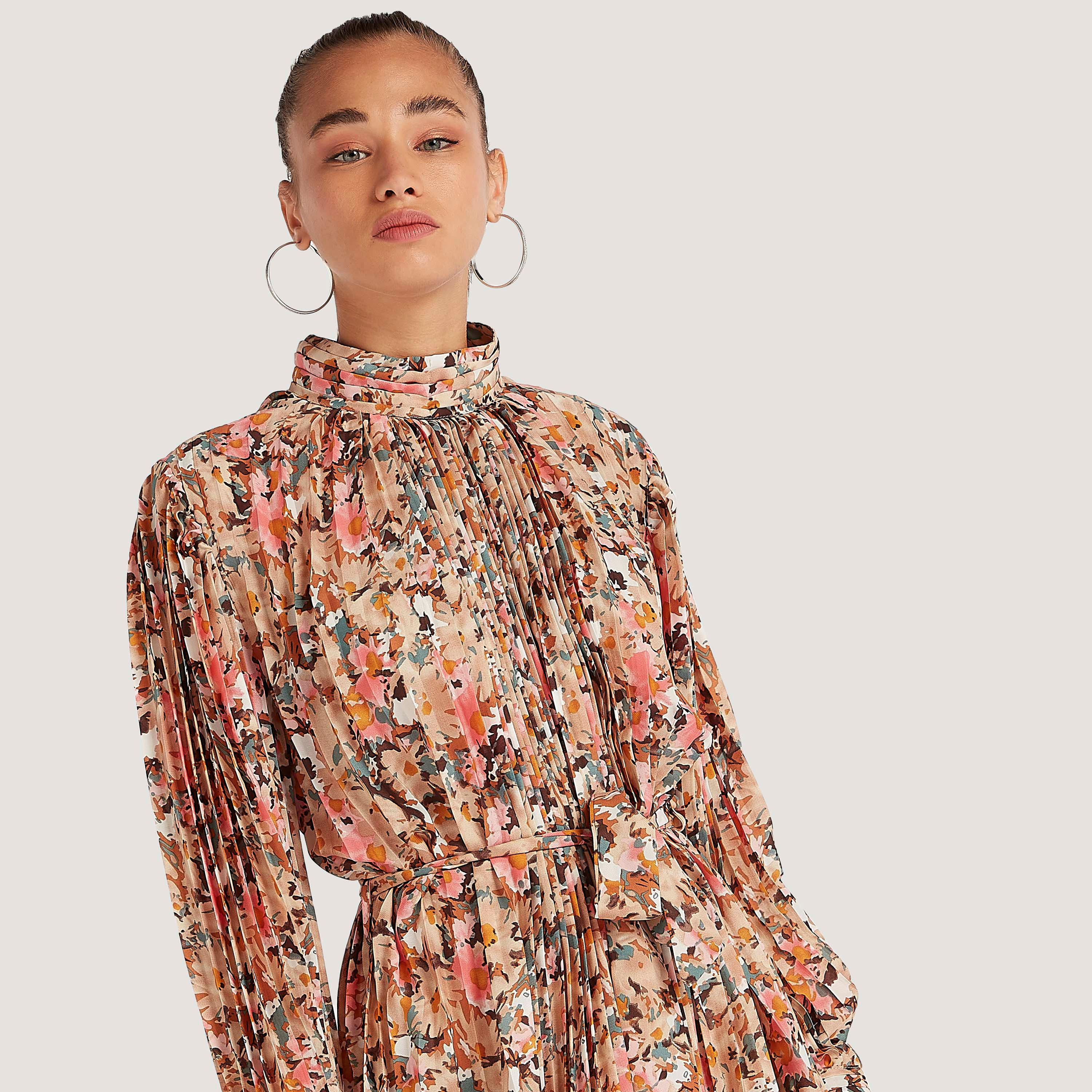فستان طويل إيه لاين بطبعات أزهار وكشكشة وحزام رباط من تو إكستريمز-women-clothing-dresses-image-8