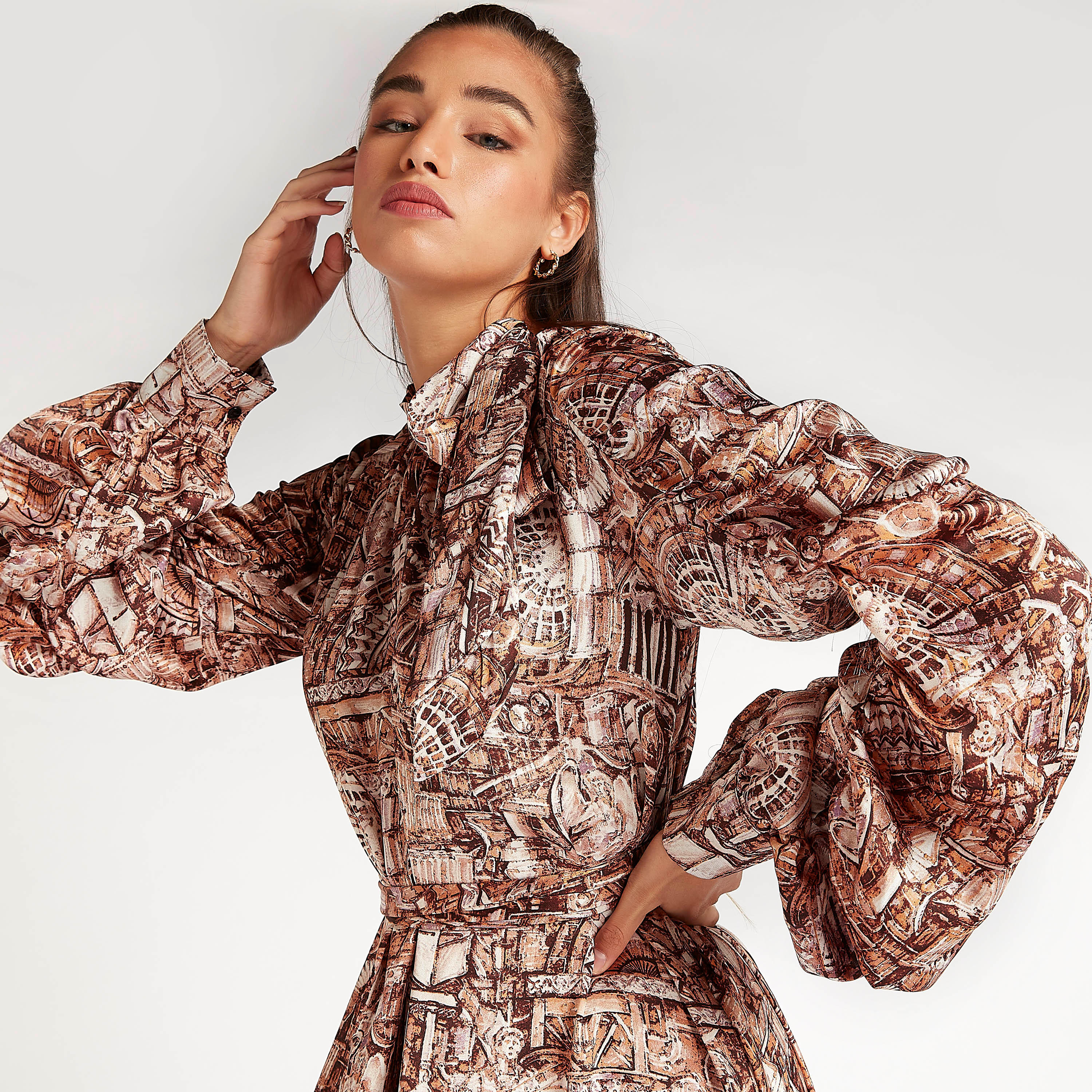 فستان ميدي إيه لاين بياقة عالية وأكمام طويلة من تو إكستريمز-women-clothing-dresses-image-3
