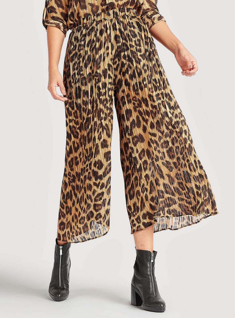بنطلون قصير بخصر مطّاطي متوسّط الارتفاع وطبعات حيوانات من تو إكستريمز-women-clothing-bottoms-trousers-image-1