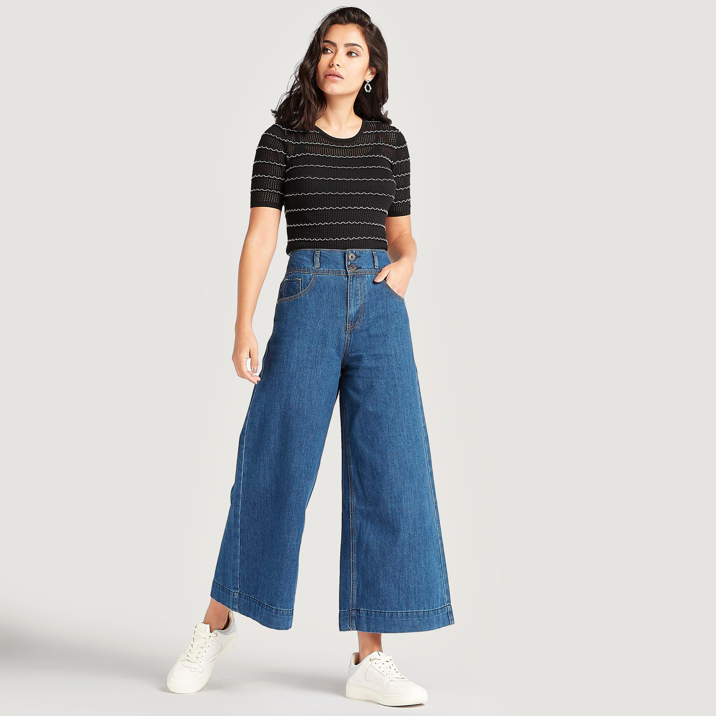 تيشيرت بارز الملمس بياقة مستديرة وأكمام قصيرة وطبعات تو إكستريمز-women-clothing-tshirts-image-2