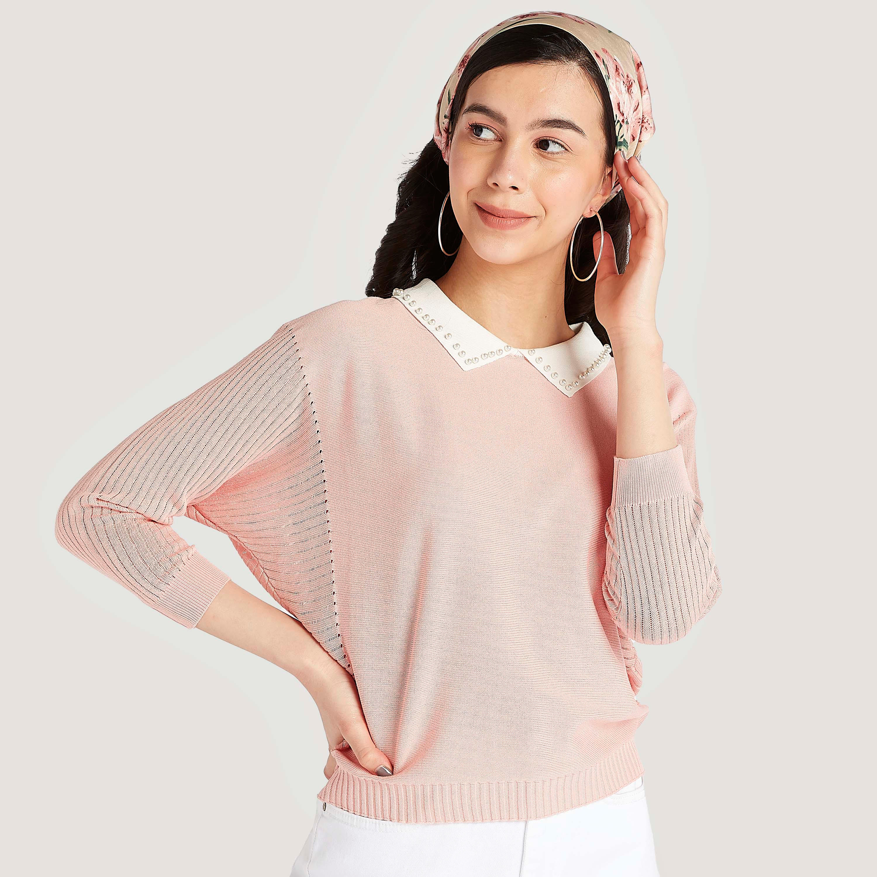 بلوزة بارزة الملمس بياقة عادية مزيّنة وأكمام 3/4 من تو إكستريمز-women-clothing-shirtsandblouses-blouses-image-1