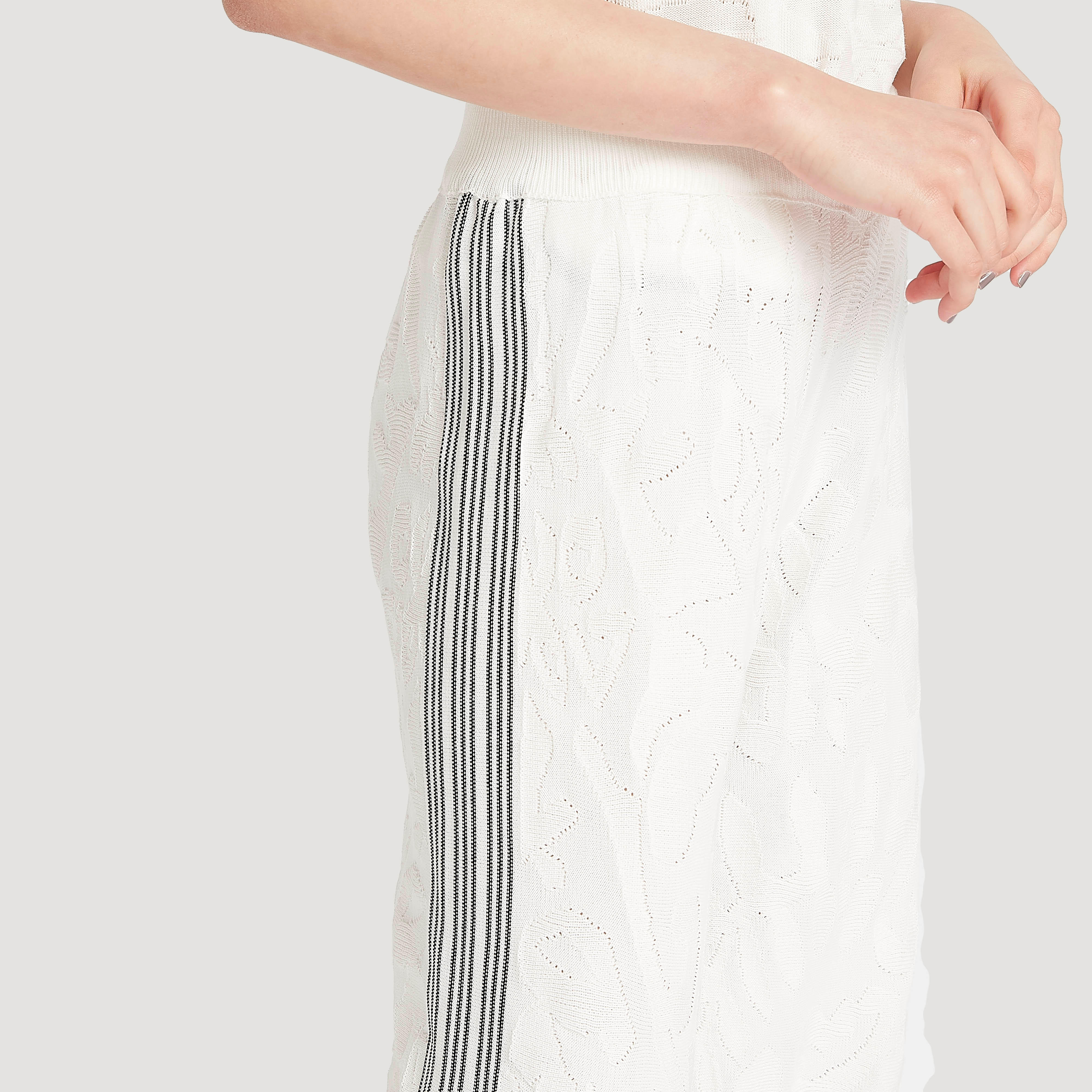 بنطلون بارز الملمس بخصر مطّاطي مرتفع من تو إكستريمز-women-clothing-bottoms-trousers-image-3
