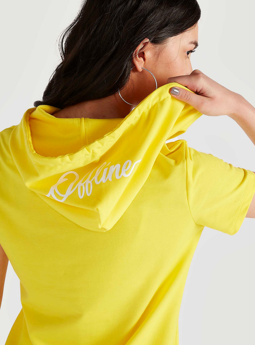 فستان جامبر قصير بطبعات وقبّعة وأكمام قصيرة من تو إكستريمز-women-clothing-dresses-image-3