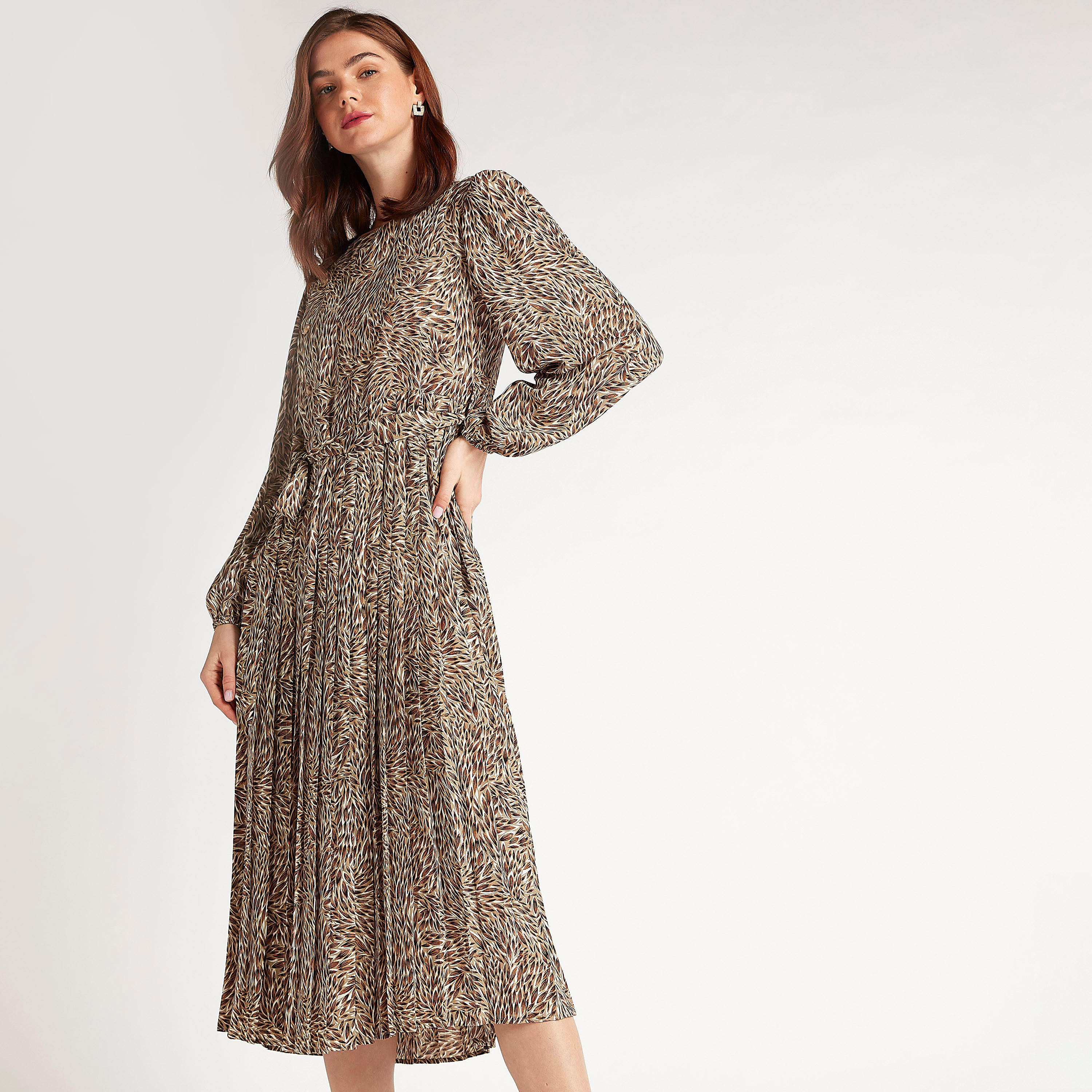 فستان إيه لاين ميدي بطبعات وأكمام منفوشة وحزام رباط من تو إكستريمز-women-clothing-dresses-image-1