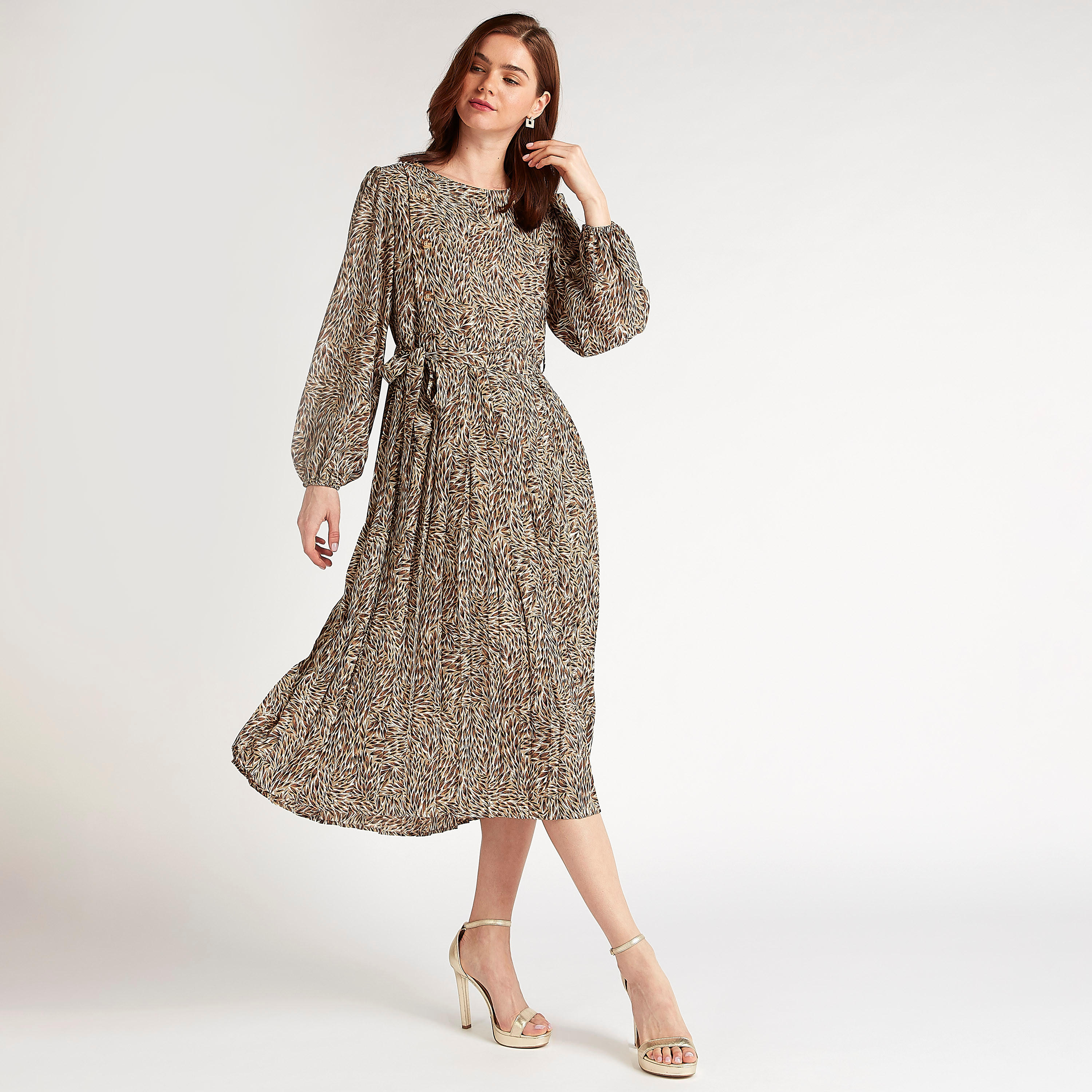 فستان إيه لاين ميدي بطبعات وأكمام منفوشة وحزام رباط من تو إكستريمز-women-clothing-dresses-image-5