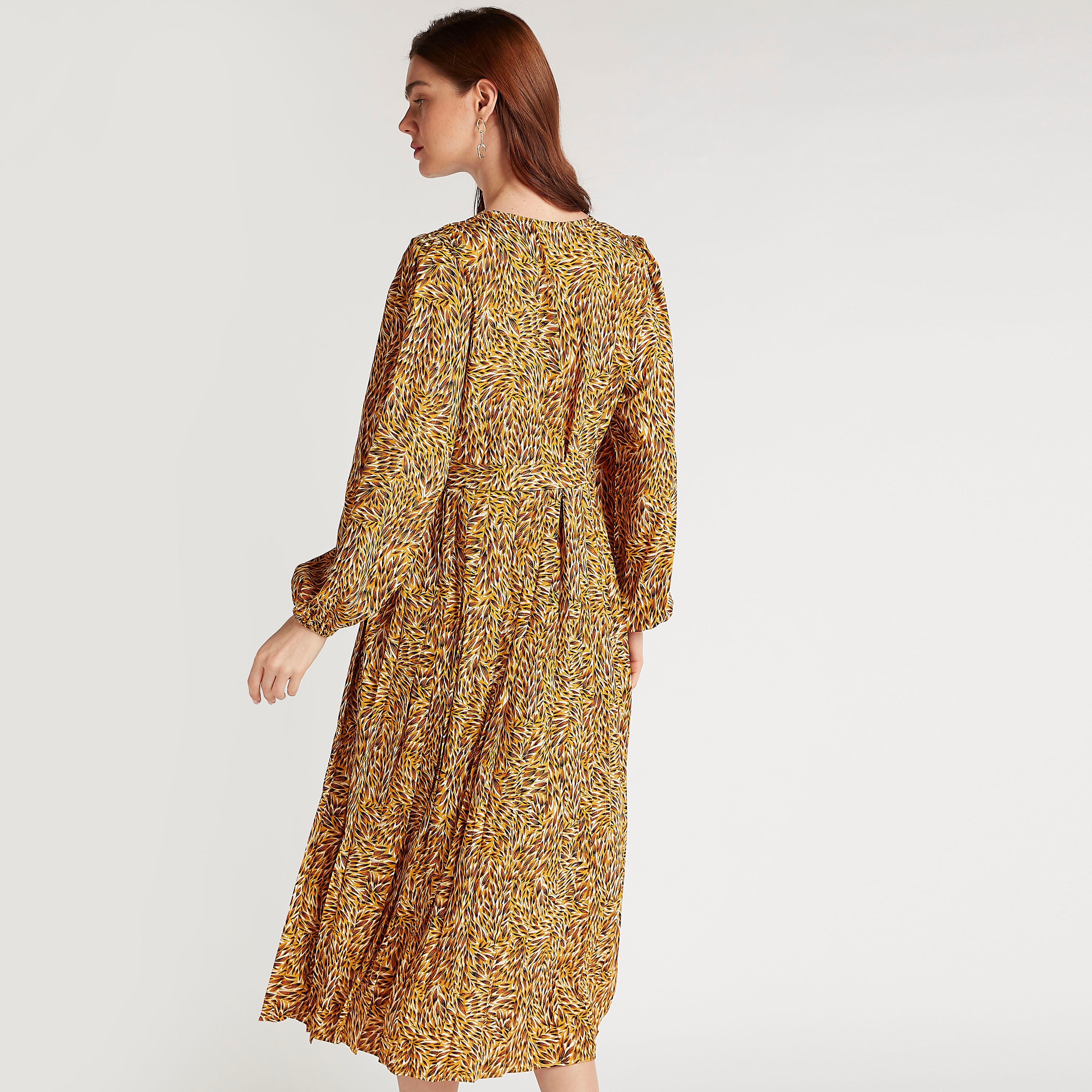 فستان ميدي إيه لاين بطبعات ويياقة مستديرة وأكمام طويلة منفوخة من تو إكستريمز-women-clothing-dresses-image-4