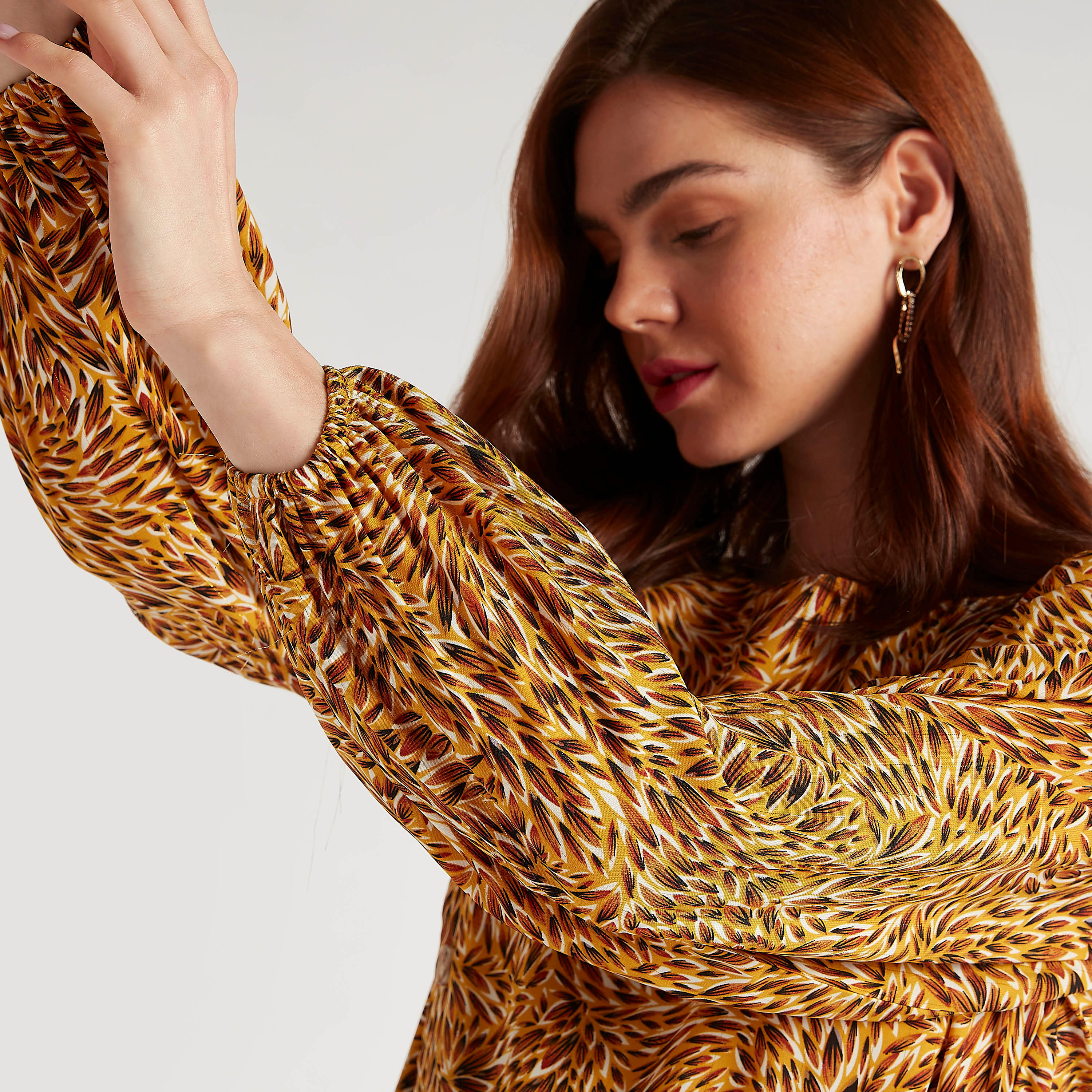 فستان ميدي إيه لاين بطبعات ويياقة مستديرة وأكمام طويلة منفوخة من تو إكستريمز-women-clothing-dresses-image-5