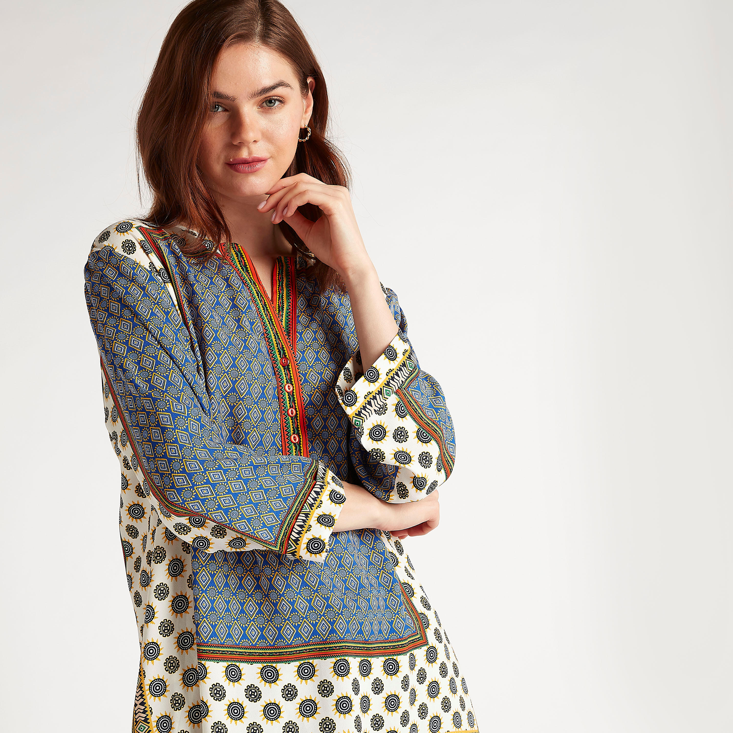 تونيك بطبعات وياقة v وأكمام طويلة من تو إكستريمز-women-clothing-shirtsandblouses-blouses-image-5