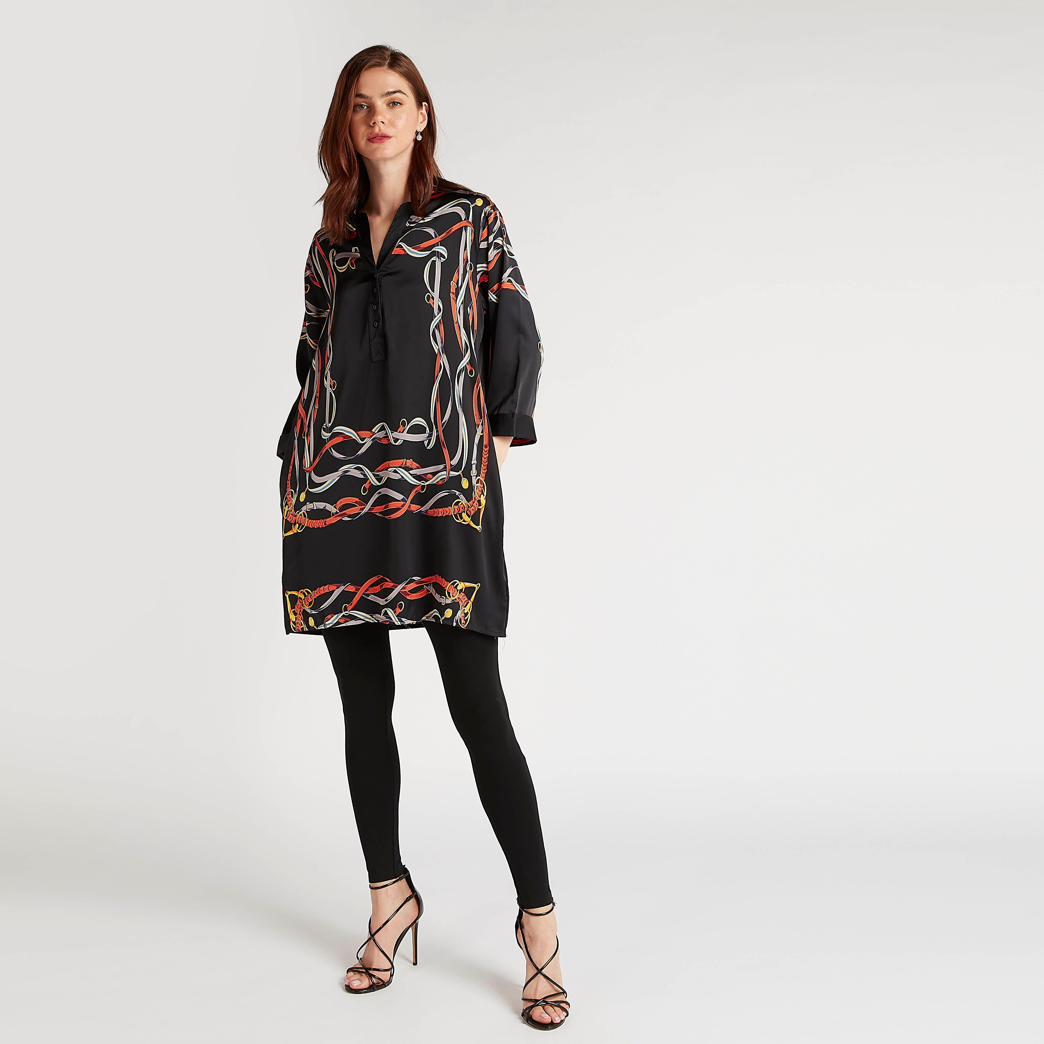 تونيك بطبعات وياقة v وأكمام طويلة من تو إكستريمز-women-clothing-shirtsandblouses-blouses-image-2