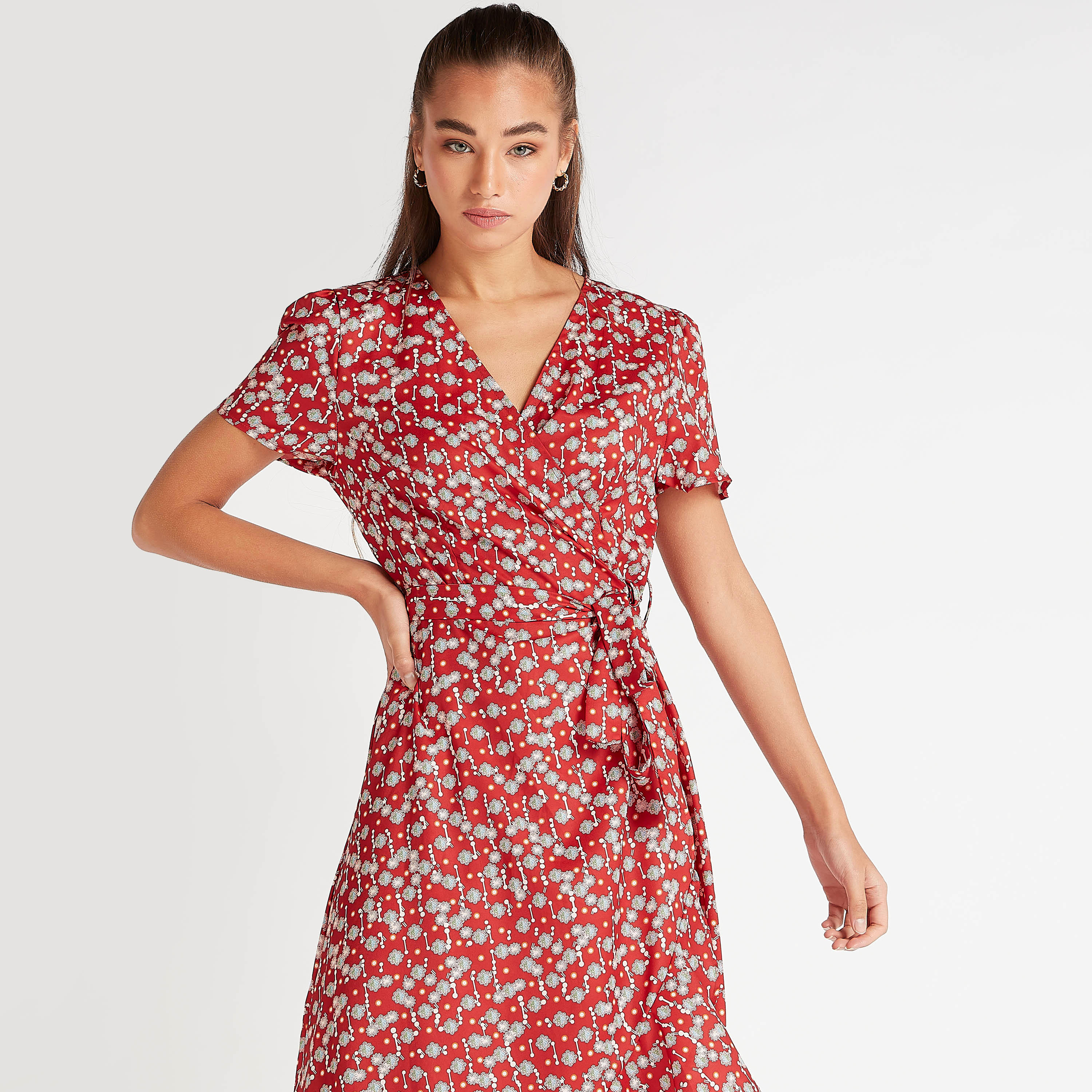 فستان ميدي ملفوف بطبعات وياقة v وأكمام قصيرة من تو إكستريمز-women-clothing-dresses-image-7