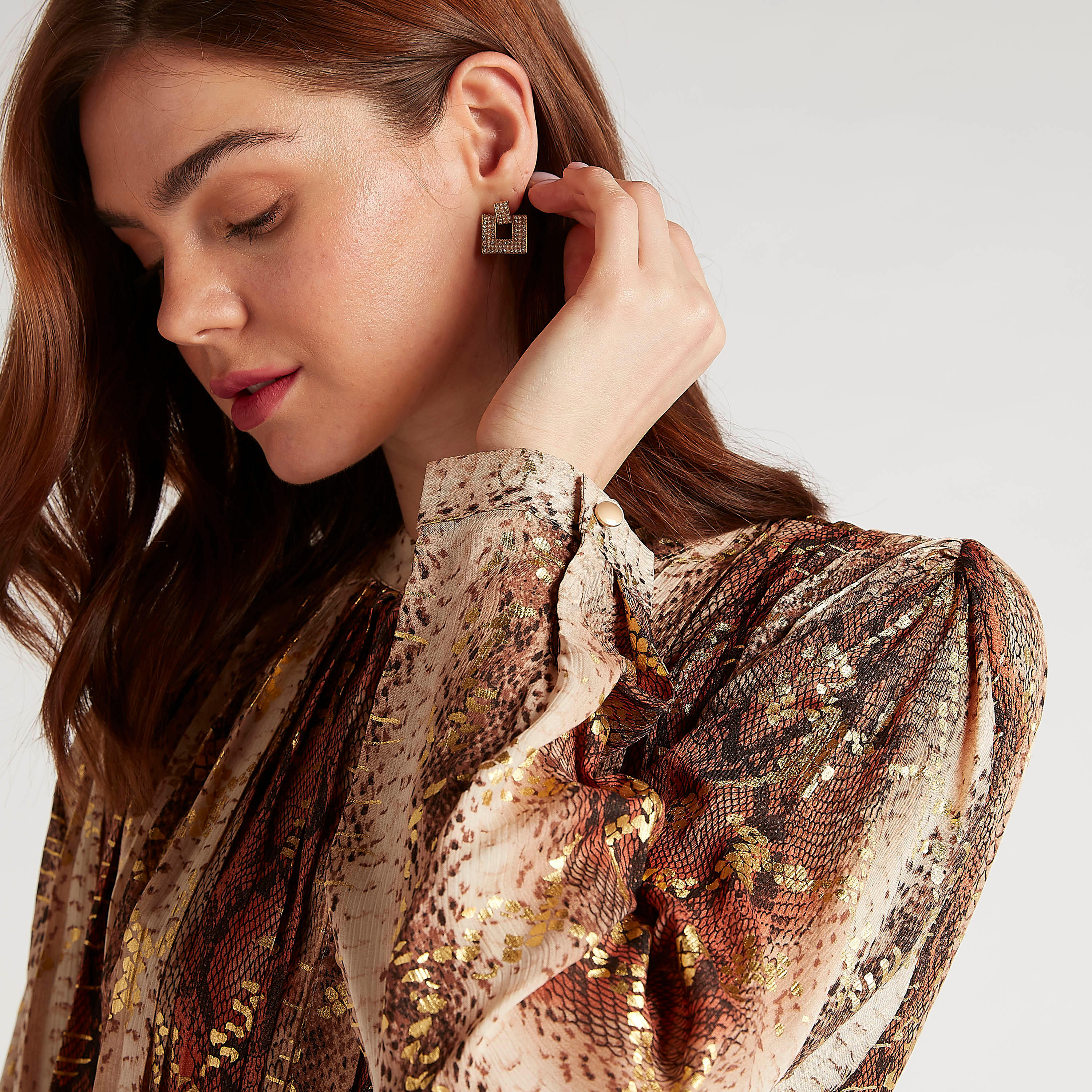 فستان ميدي إيه لاين بطبعات وحزام برباط من تو إكستريمز-women-clothing-dresses-image-3